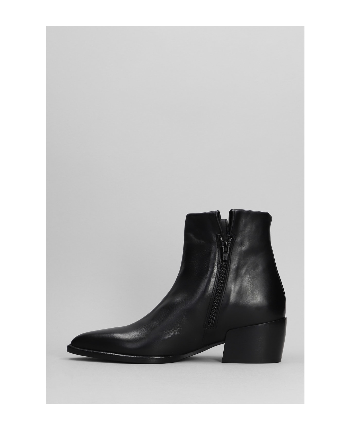 Elena Iachi Texan Ankle Boots In Black Leather - black