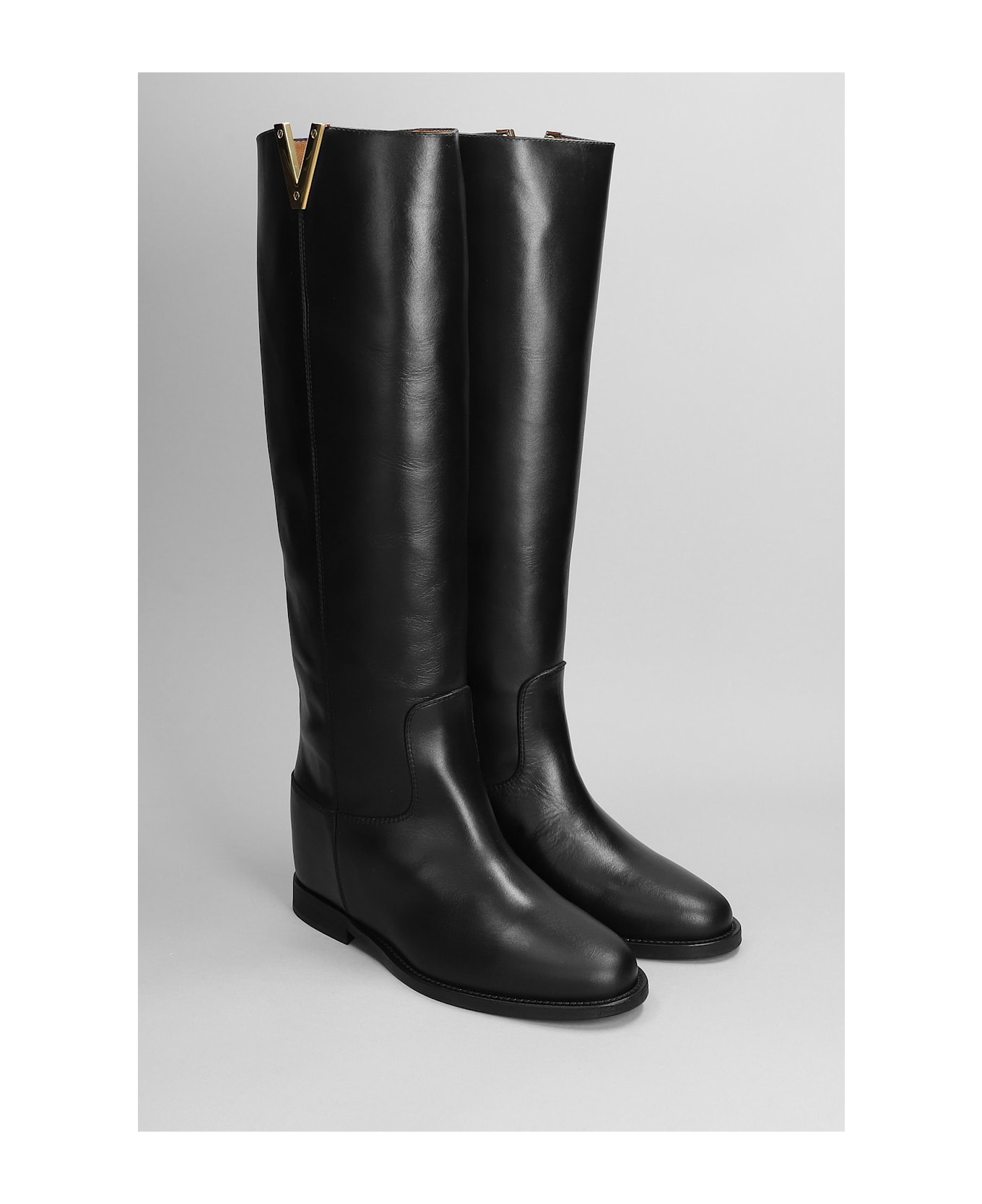 Via Roma 15 In Black Leather - black