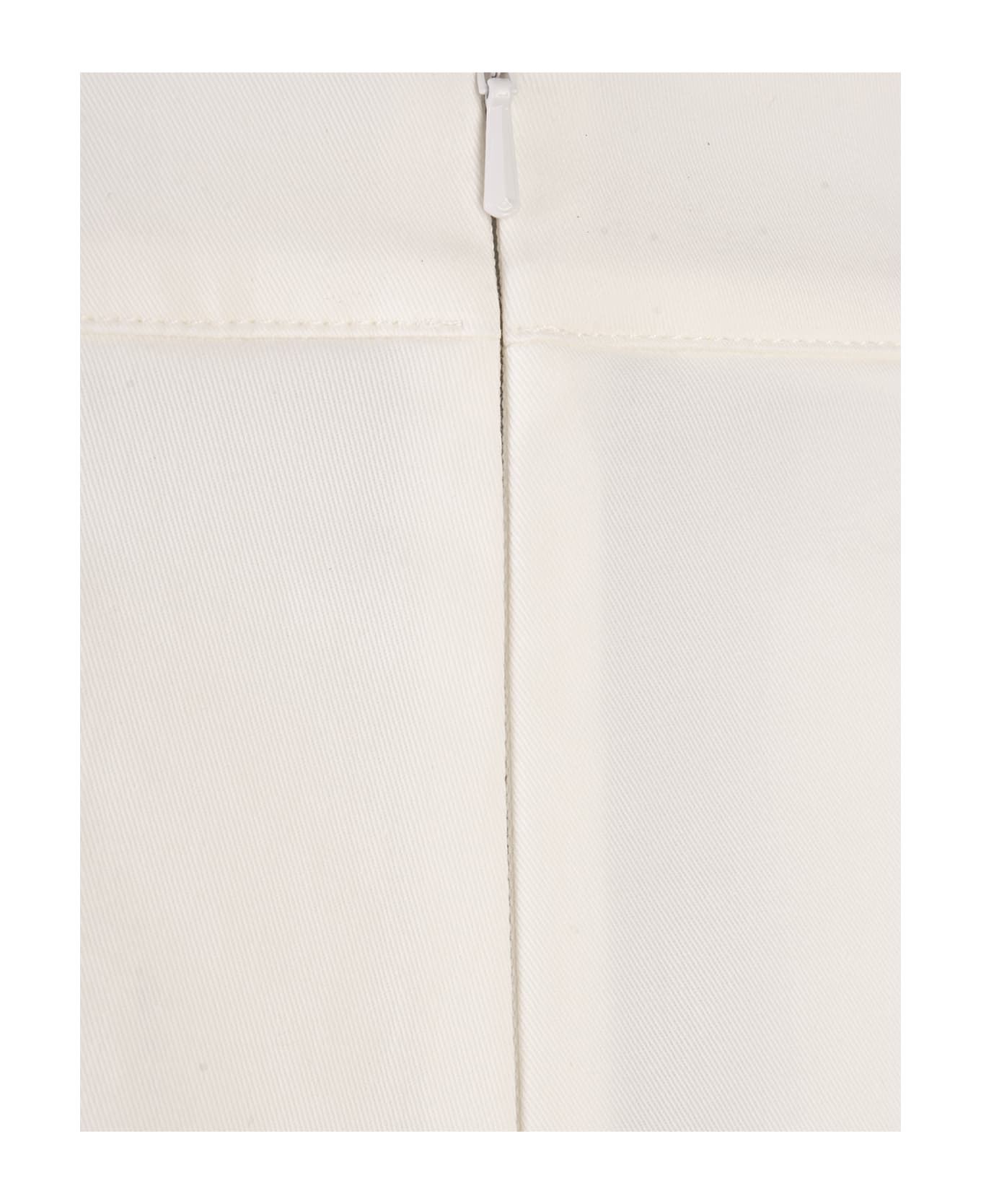 Max Mara White Riad Shorts - White ショートパンツ