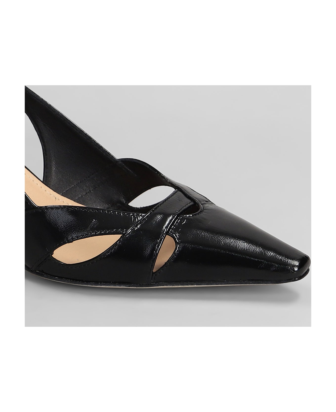 Julie Dee Pumps In Black Leather - black
