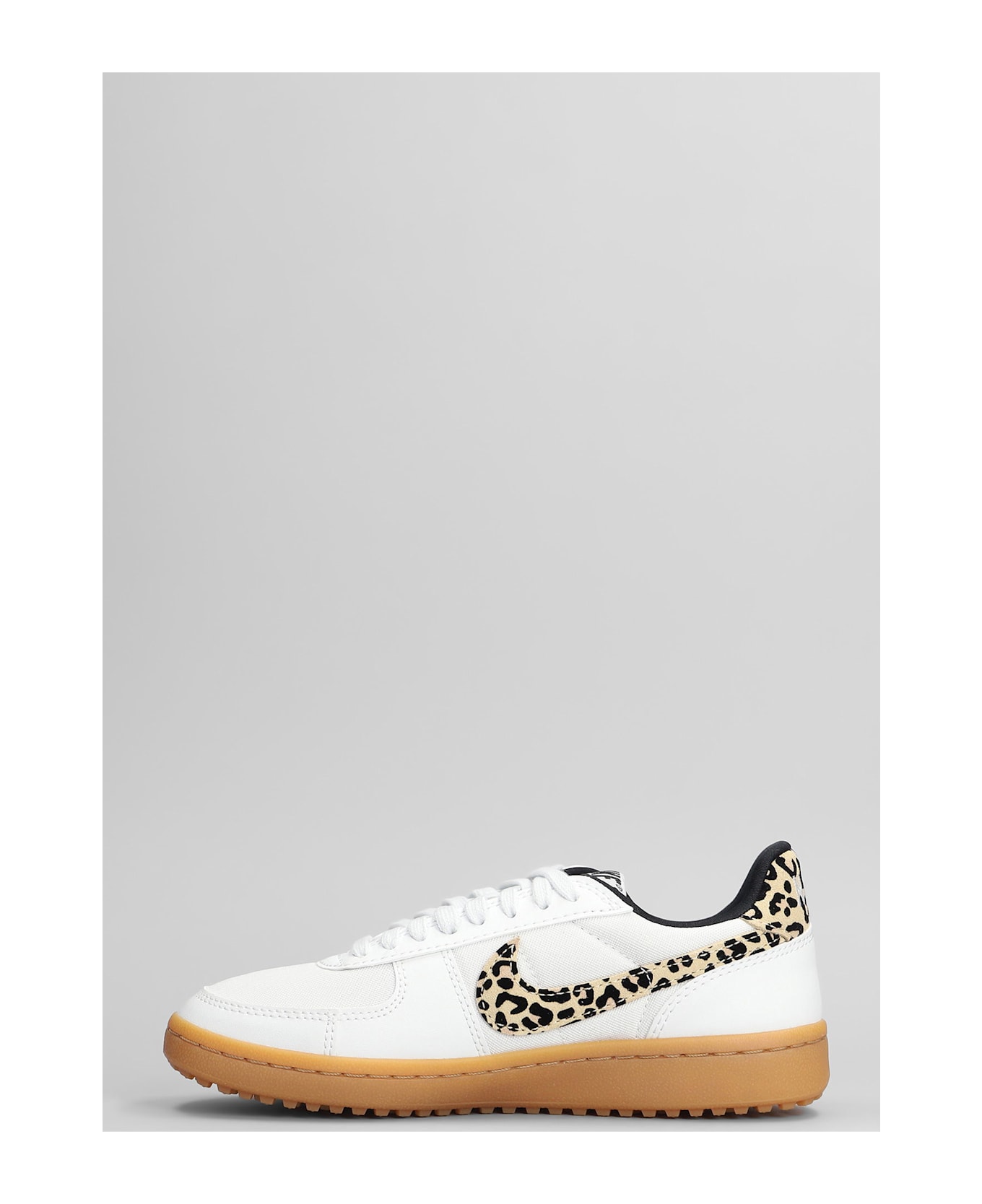 Nike Field General Se Sneakers In White Leather And Fabric - white