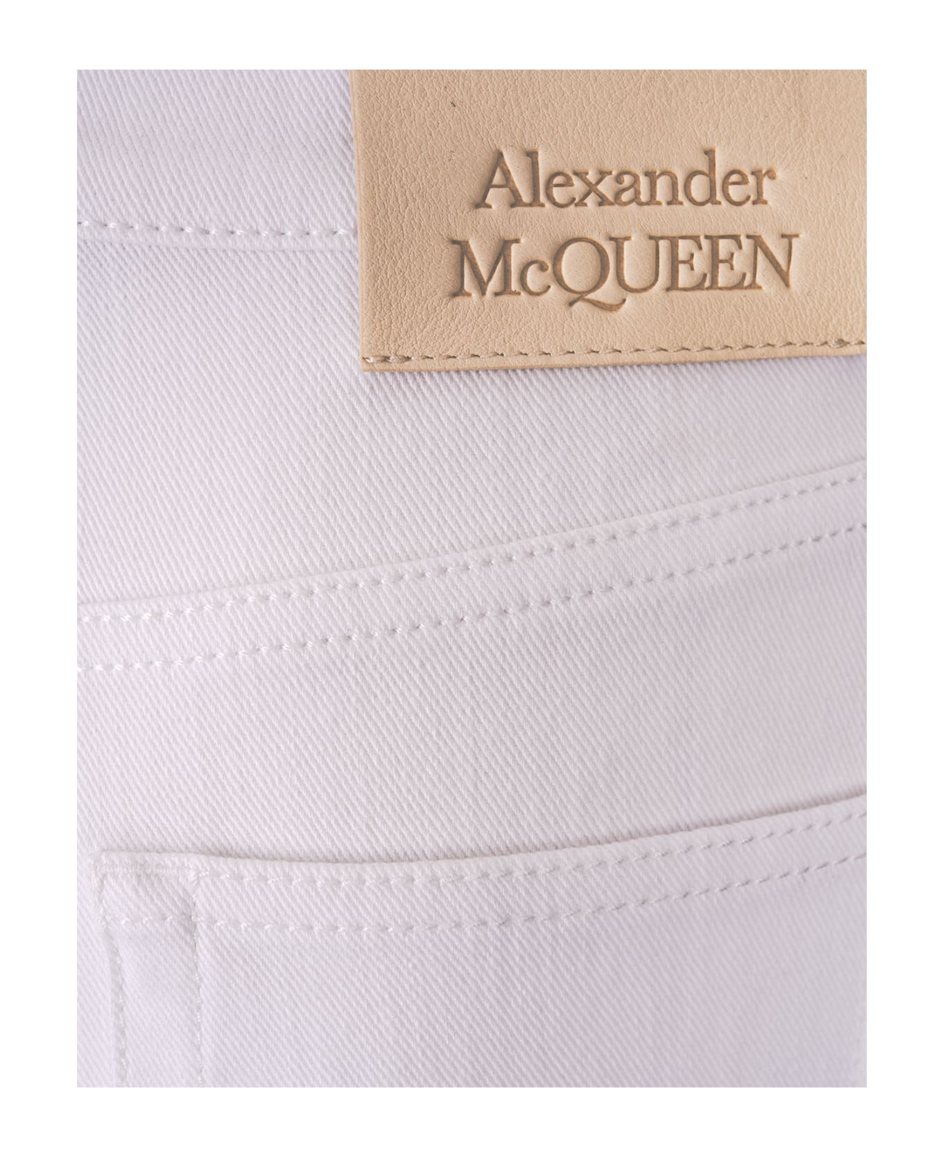 Alexander McQueen Flared Jeans In White Denim - White