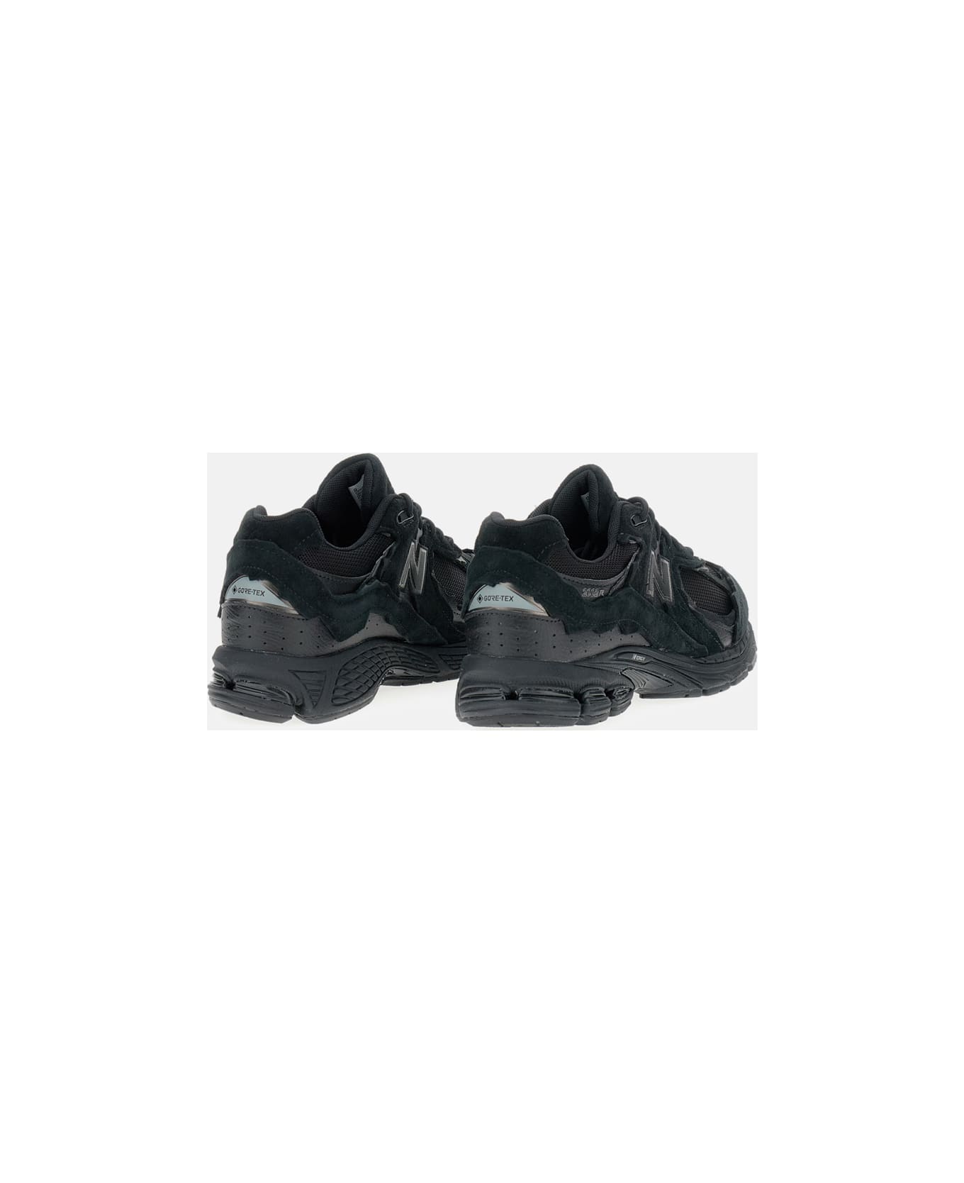 New Balance U2002 Sneaker - Black