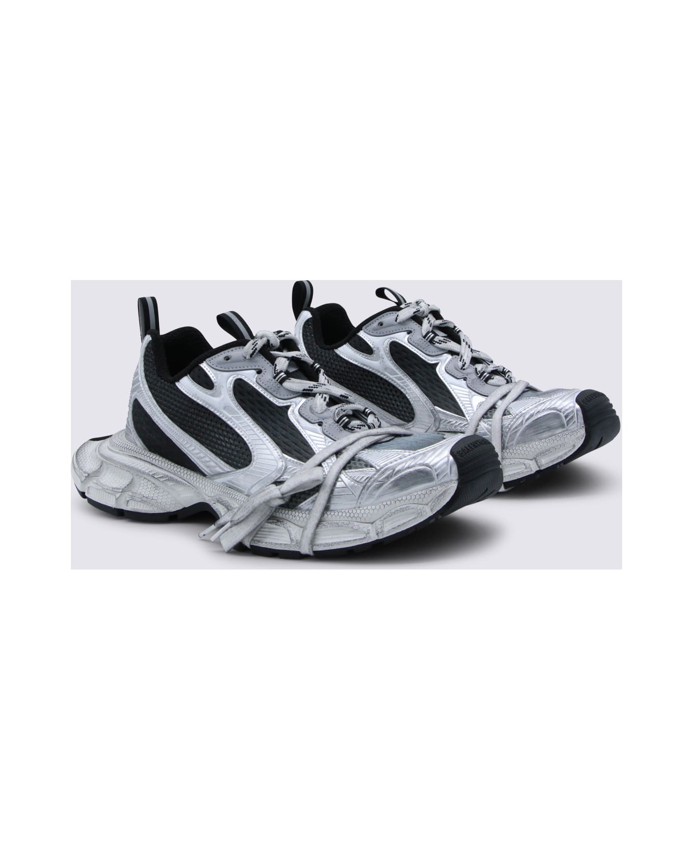 Balenciaga White And Black 3xl Gradient Sneakers - White