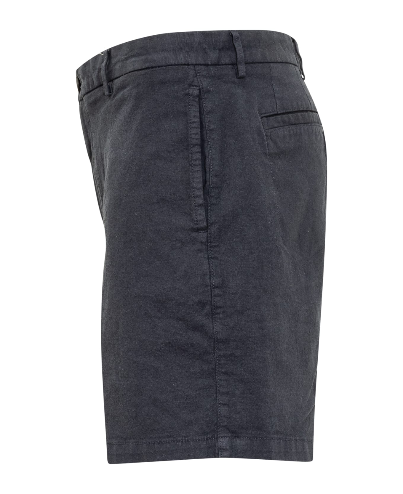 Hugo Boss Shorts - DARK BLUE