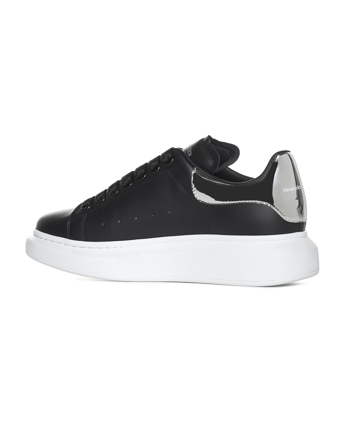 Alexander McQueen Round Toe Laced Sneakers - Black Silver