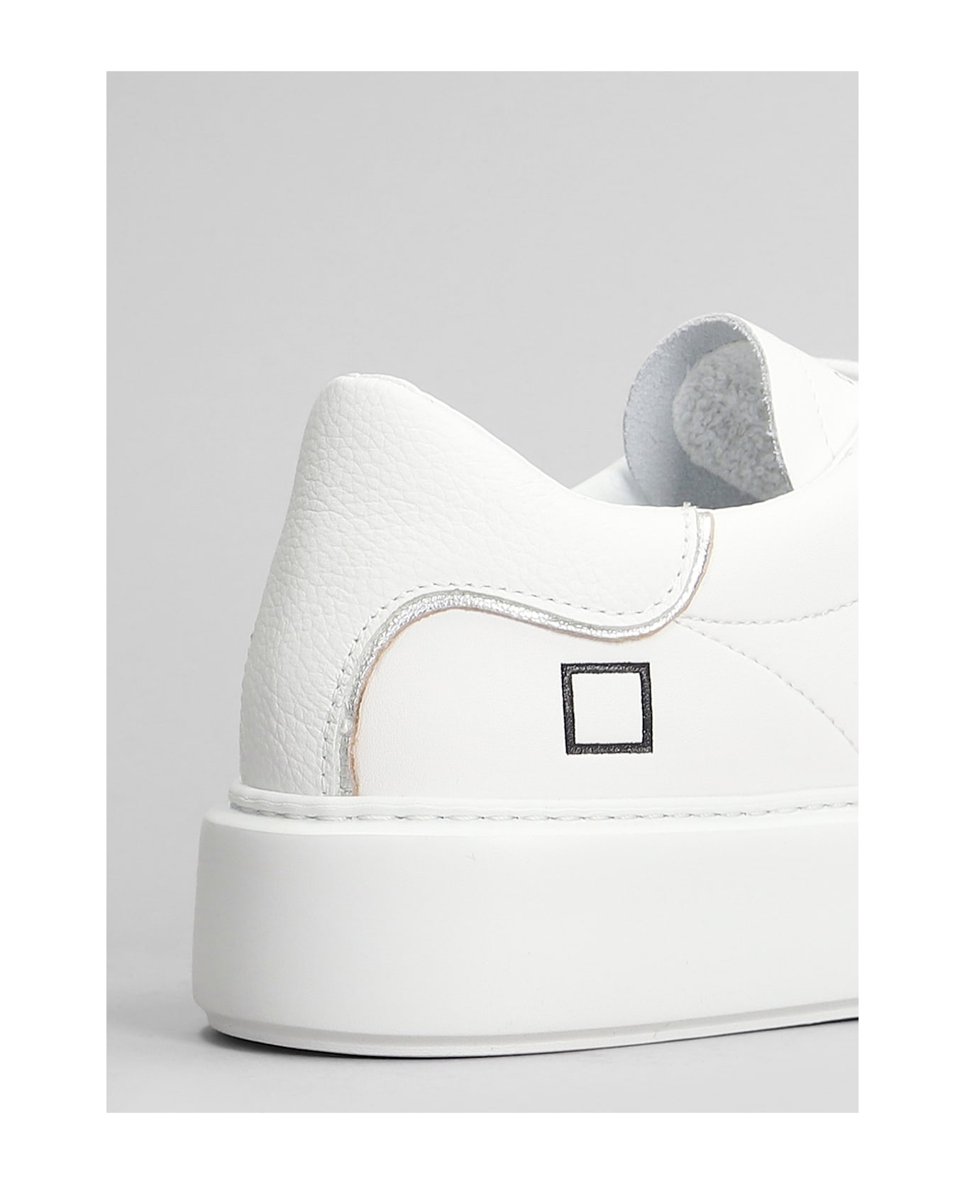 D.A.T.E. Sfera Sneakers In White Leather - white