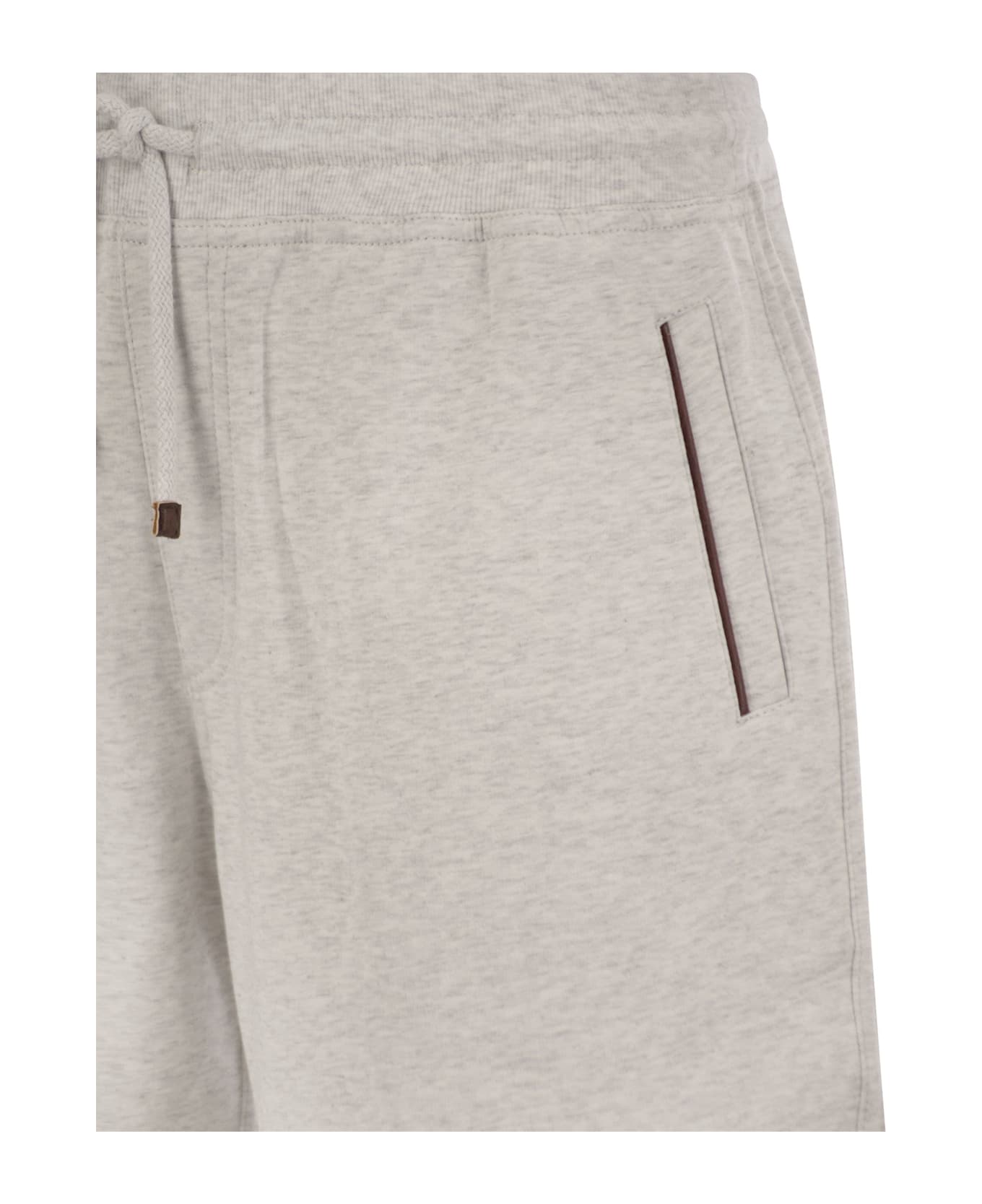 Brunello Cucinelli Bermuda Shorts In Techno Cotton Fleece With Piping - Pearl
