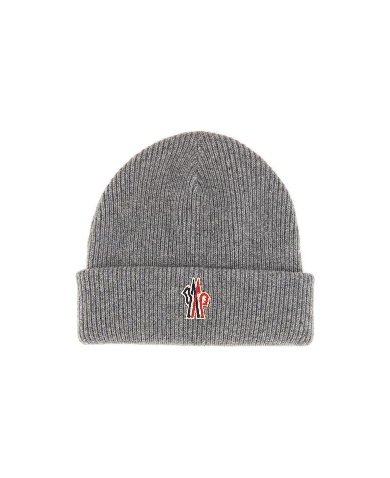 Moncler Grenoble Beanie Hat With Logo - GREY