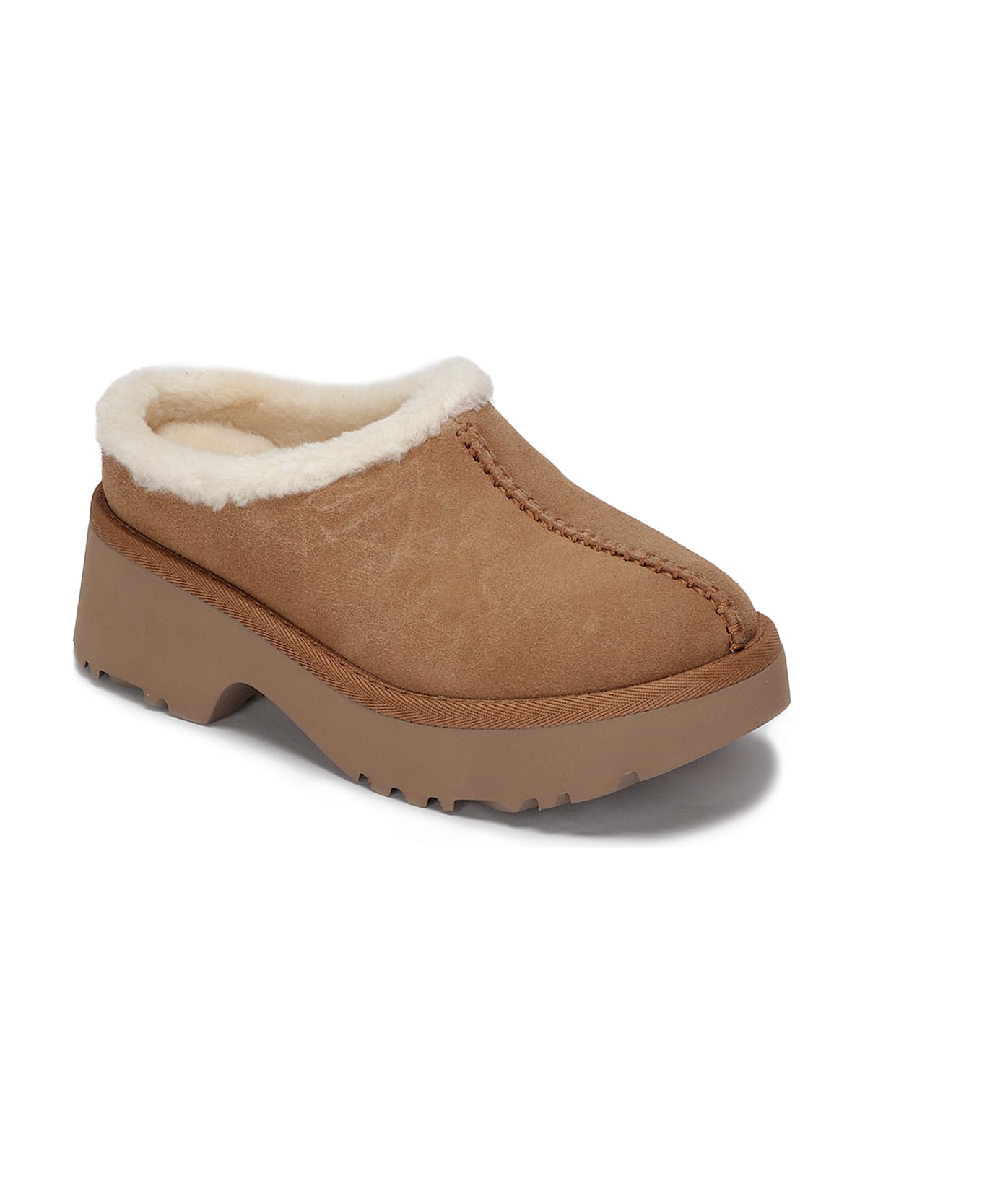 UGG W New Heights Cozy Clog - CHESTNUT
