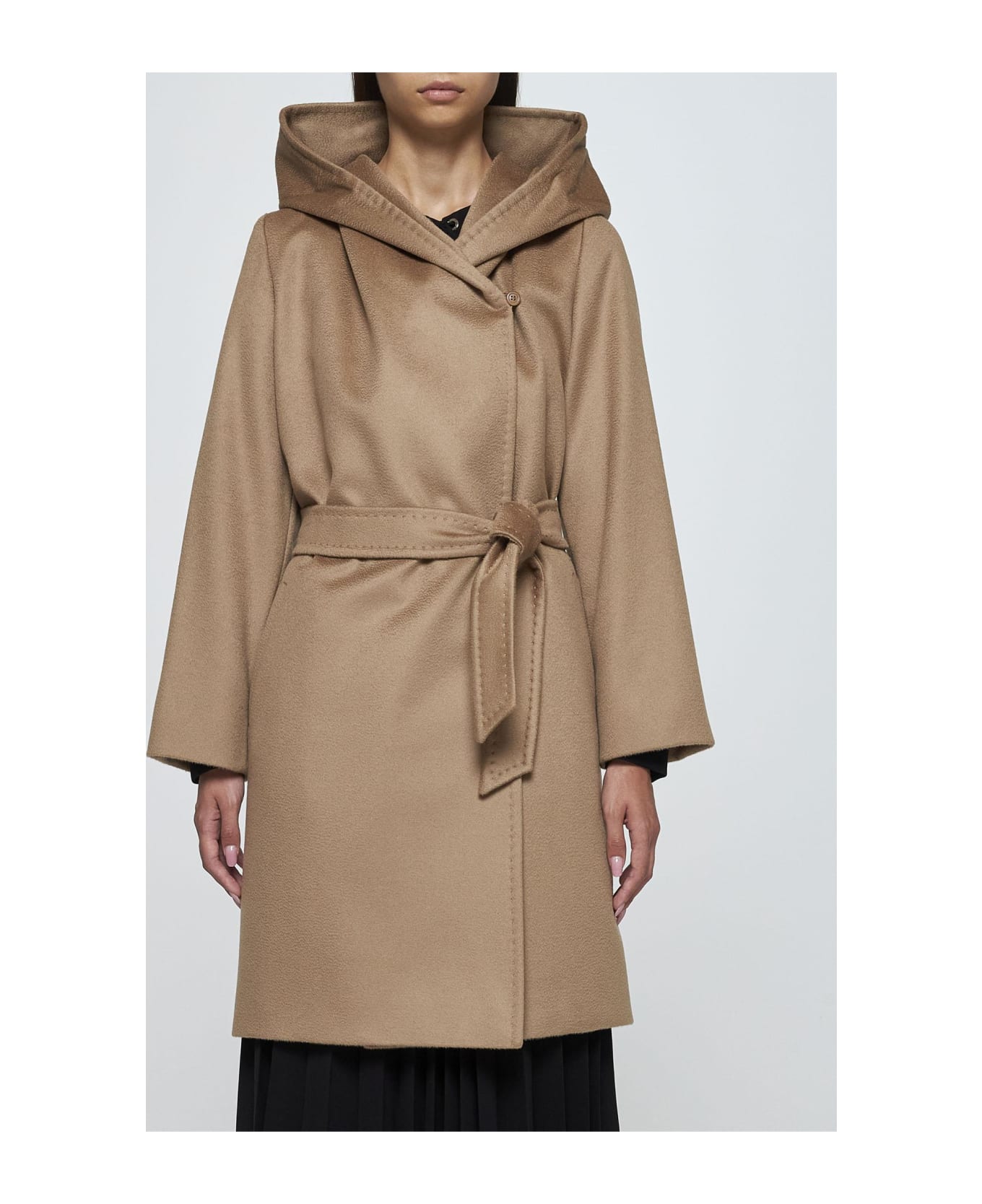 VIP【送料関税込】MAX MARA WOOL HOODED CAPE Cape with hood | Max Mara
