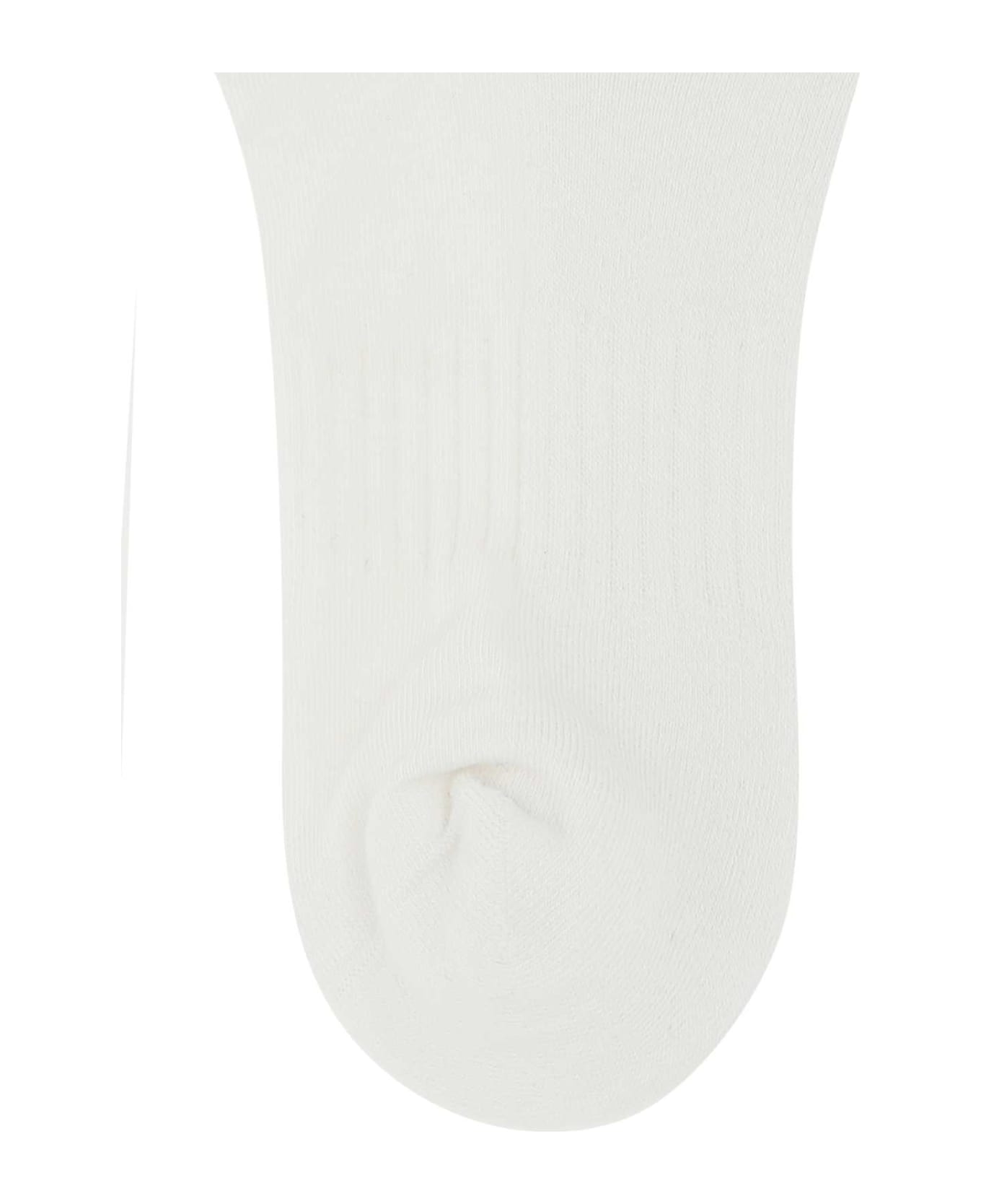 Burberry White Stretch Polyester Blend Socks - A1464 靴下＆タイツ