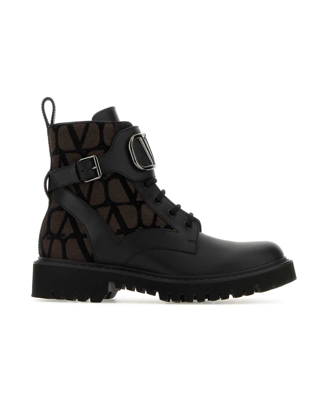 Valentino Garavani Two-tone Leather And Toile Iconographe Logo Combat Ankle Boots - FONNER