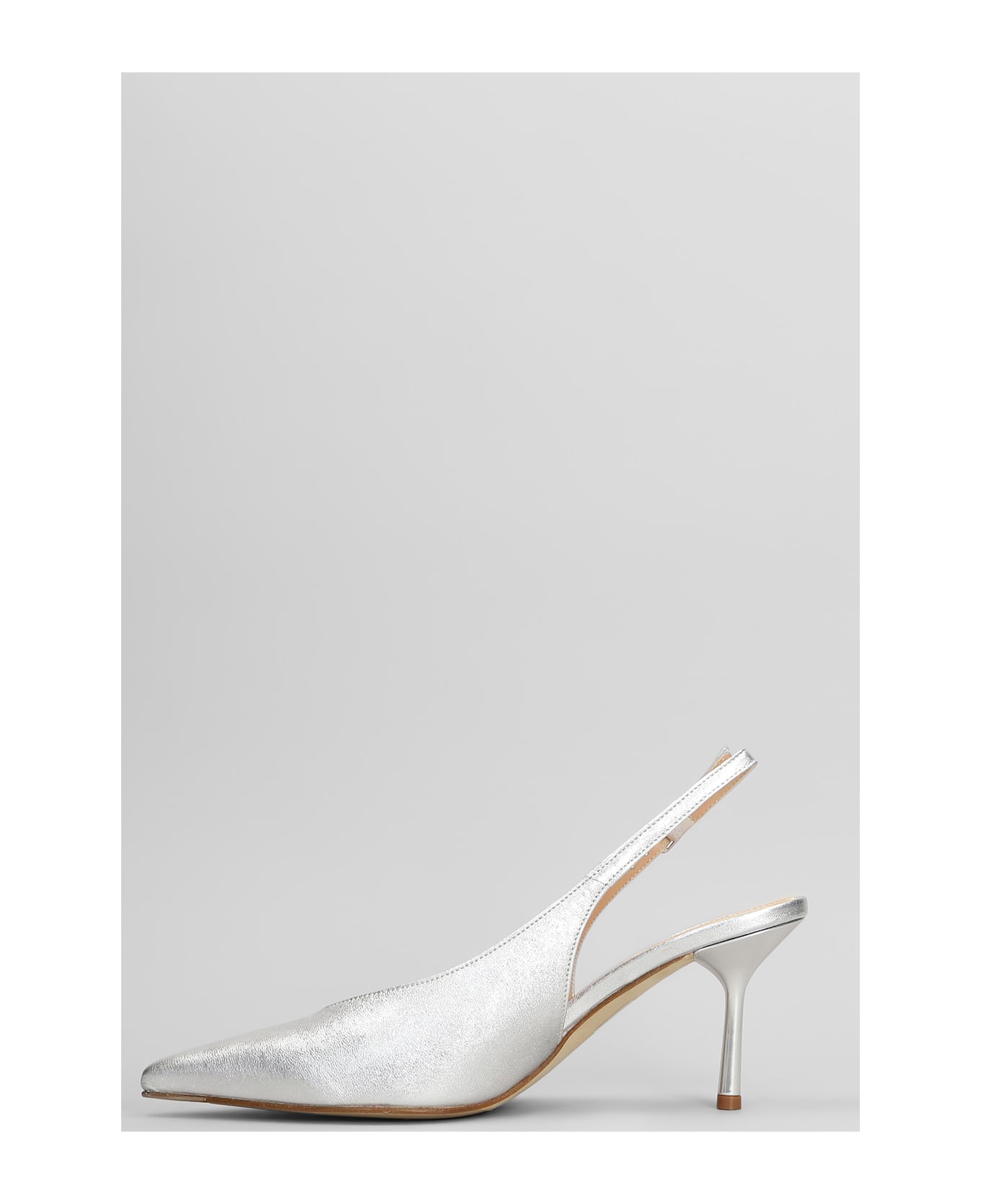 The Seller Pumps In Silver Leather - silver