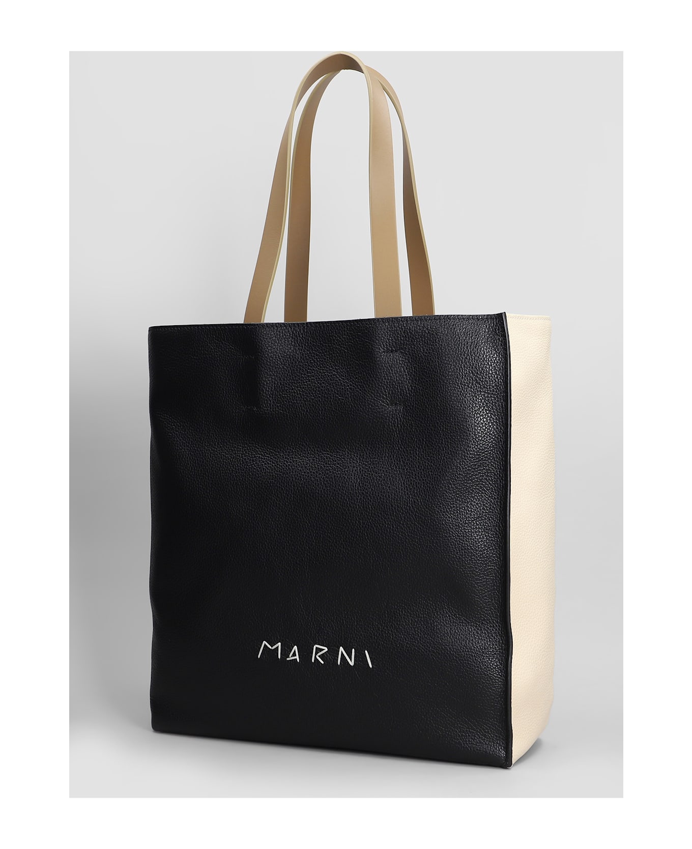 Marni Tote In Black Leather - black