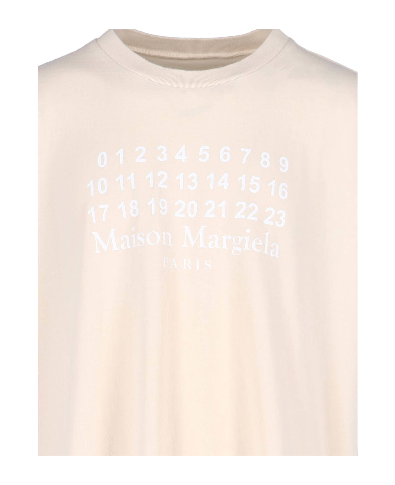 Maison Margiela 
numeric
 T-shirt - ECRU