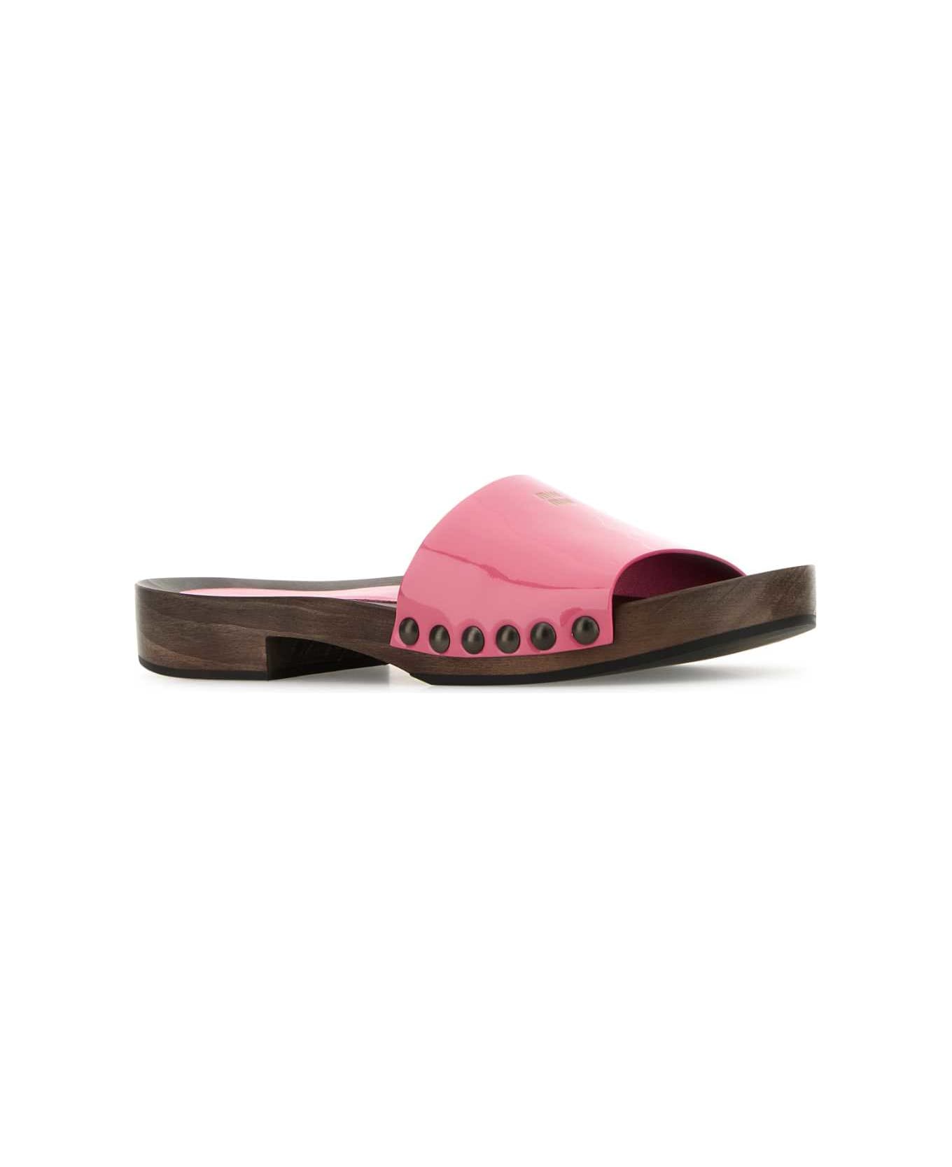 Miu Miu Fuchsia Leather Clogs - BEGONIA