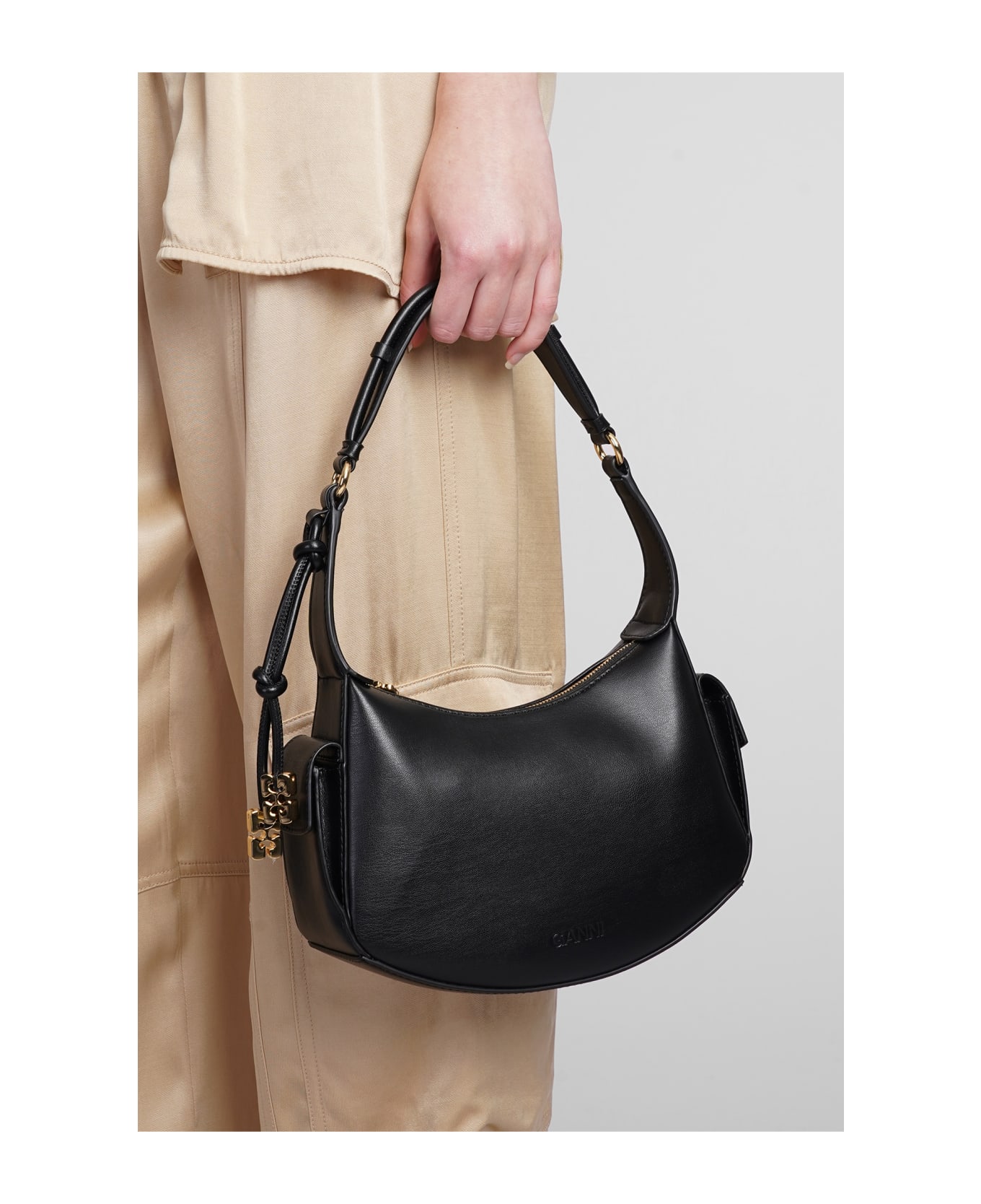 Ganni Shoulder Bag In Black Leather - black トートバッグ