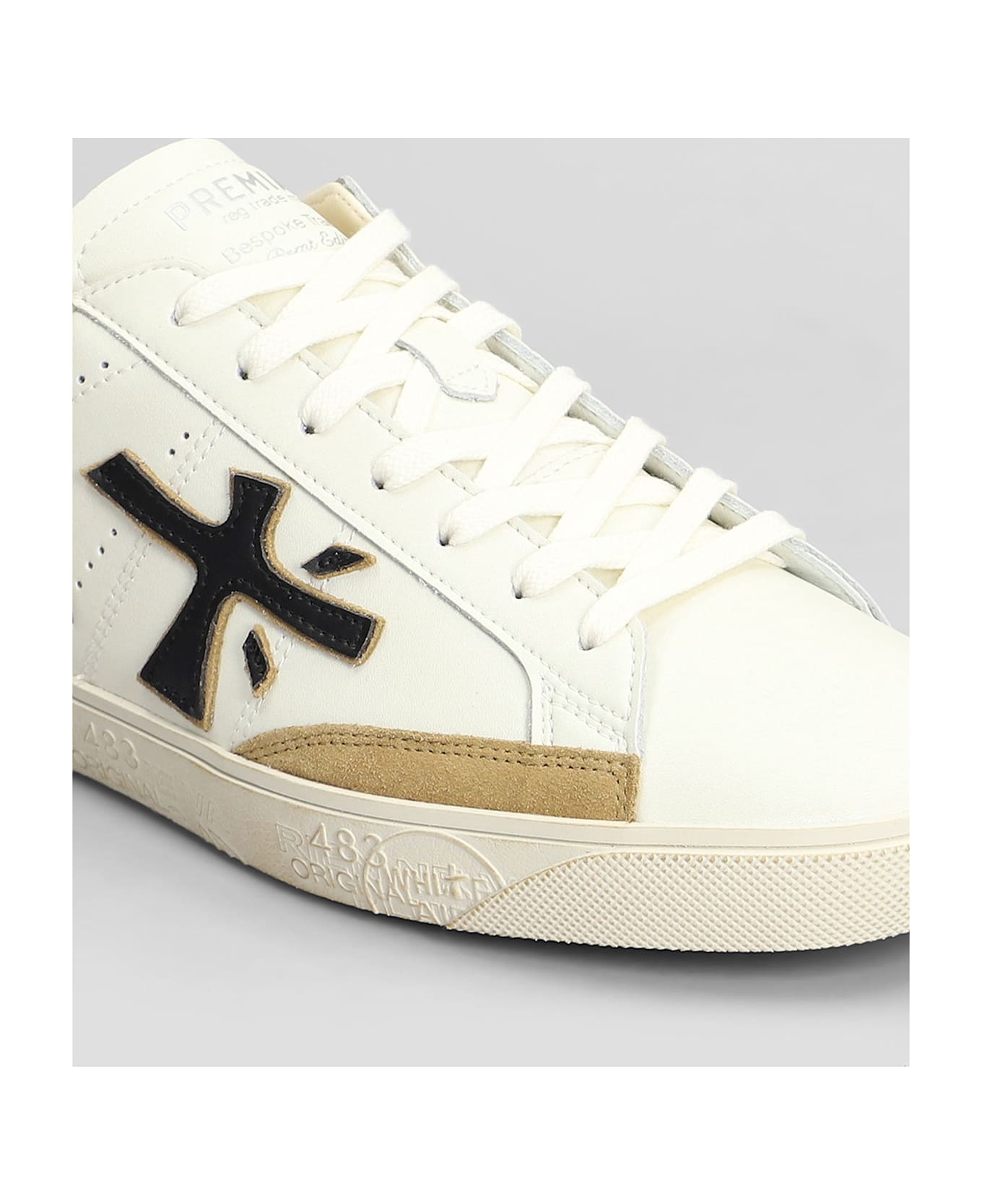 Premiata Steven Sneakers In White Leather - white