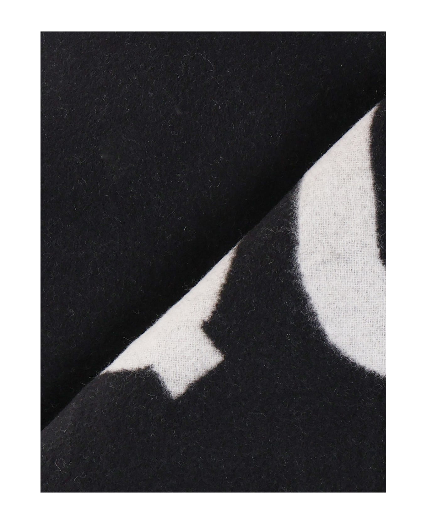 Jacquemus L'echarpe Scarf With Logo - Black