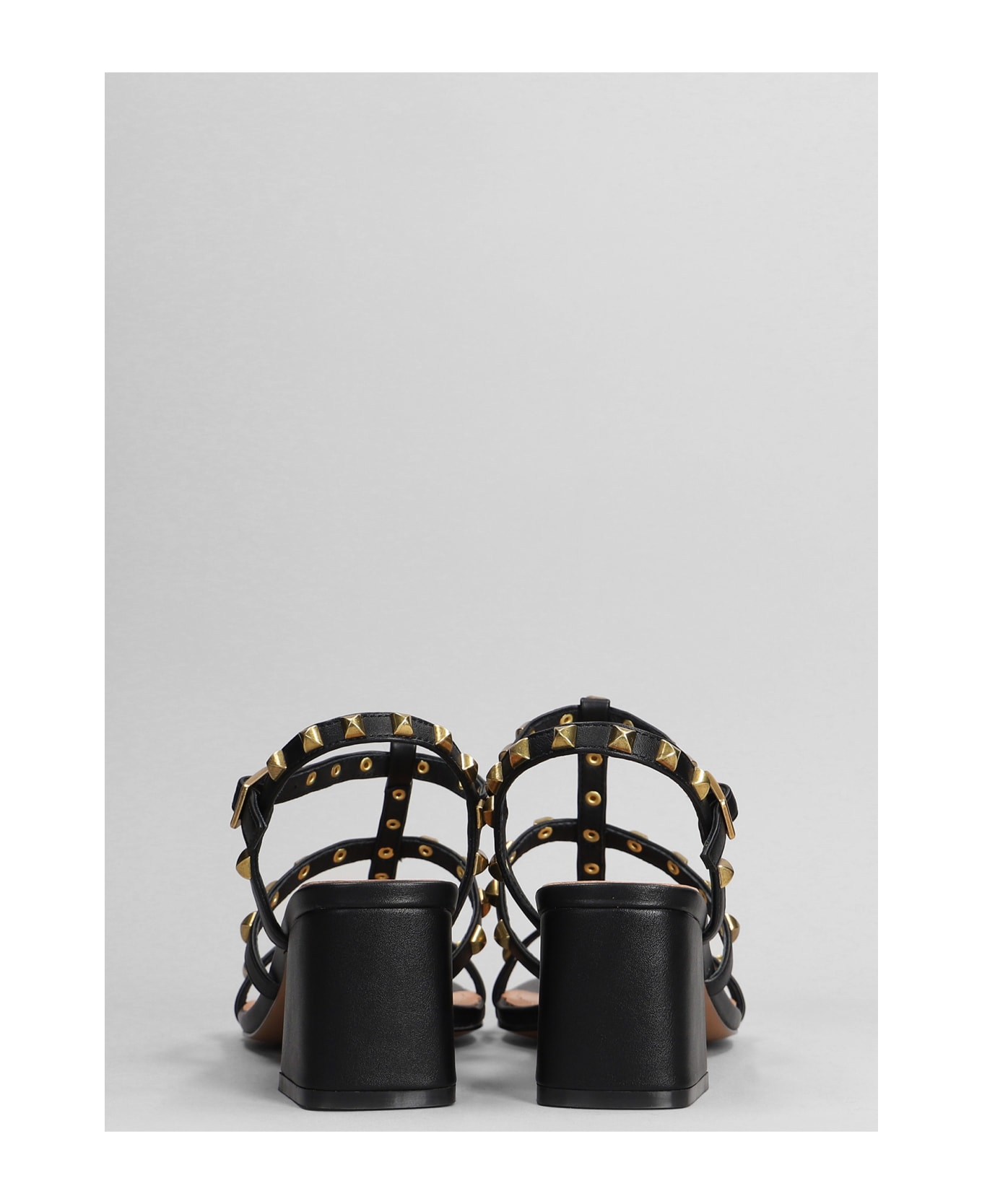 Bibi Lou Pend Sandals In Black Leather - black