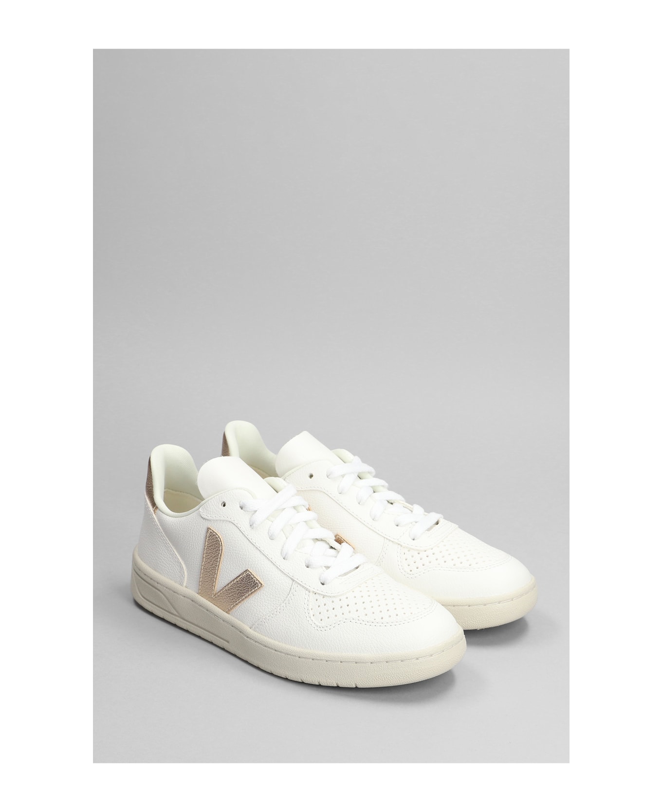 Veja V-10 Sneakers In White Leather
