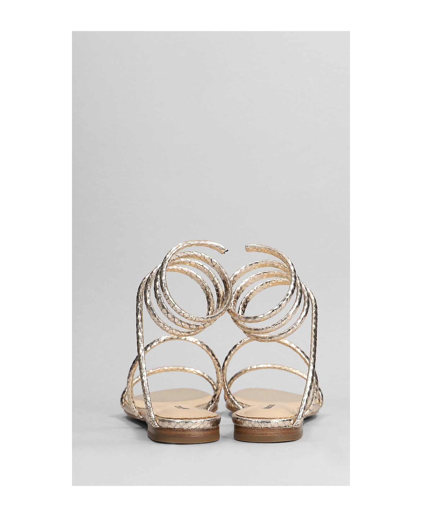 Lola Cruz Greta Flat Flats In Gold Leather - gold