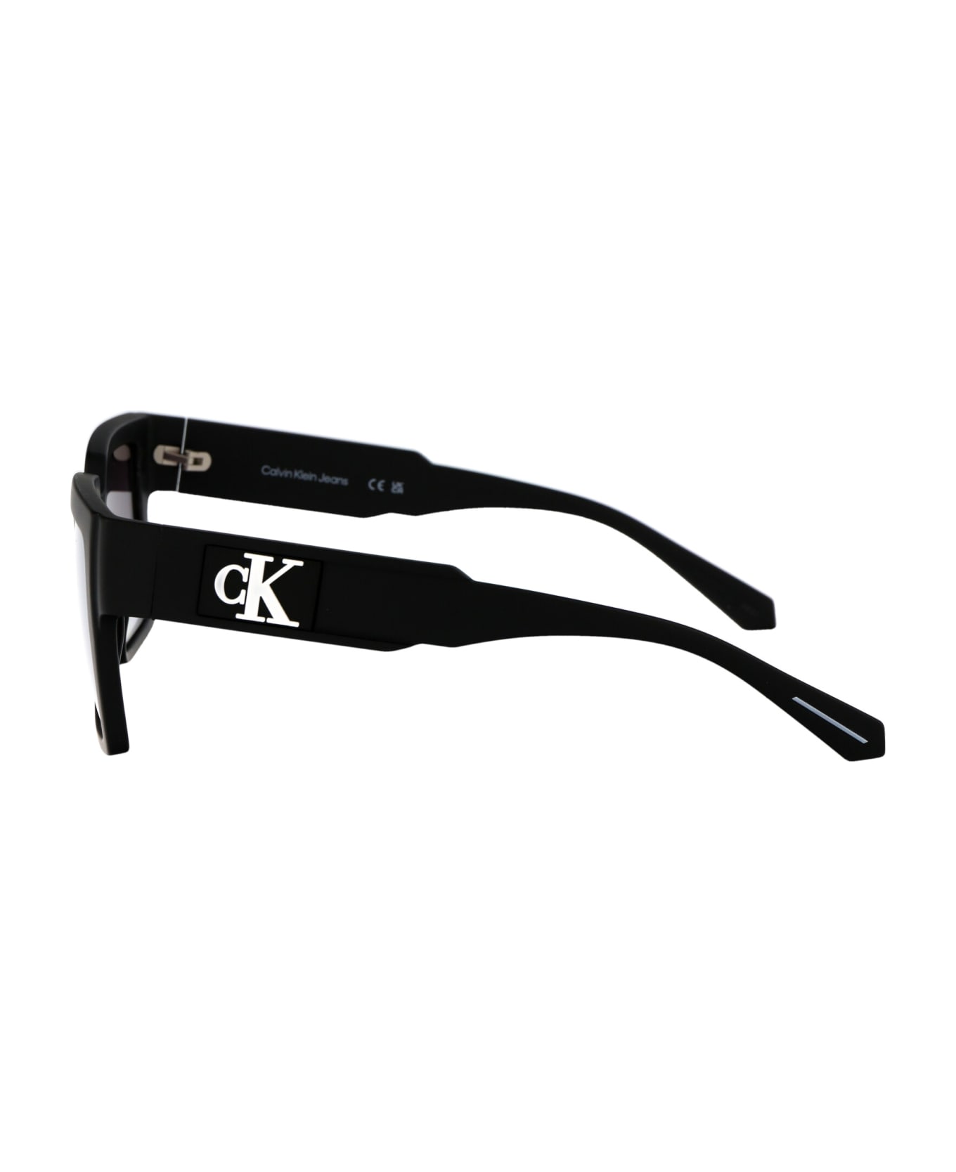 Calvin Klein Jeans Ckj23622s Sunglasses - 002 MATTE BLACK サングラス