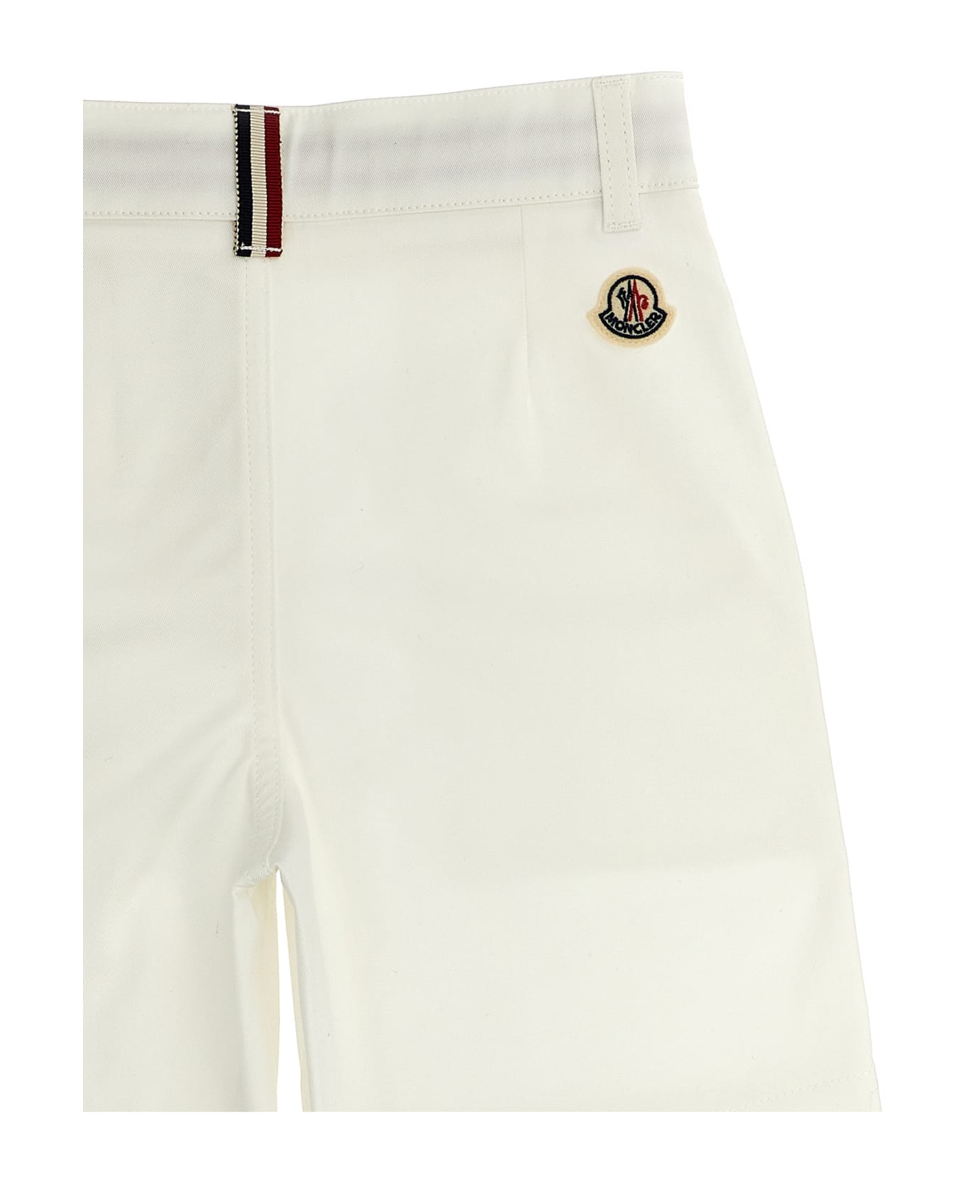 Moncler Logo Patch Shorts - White ボトムス