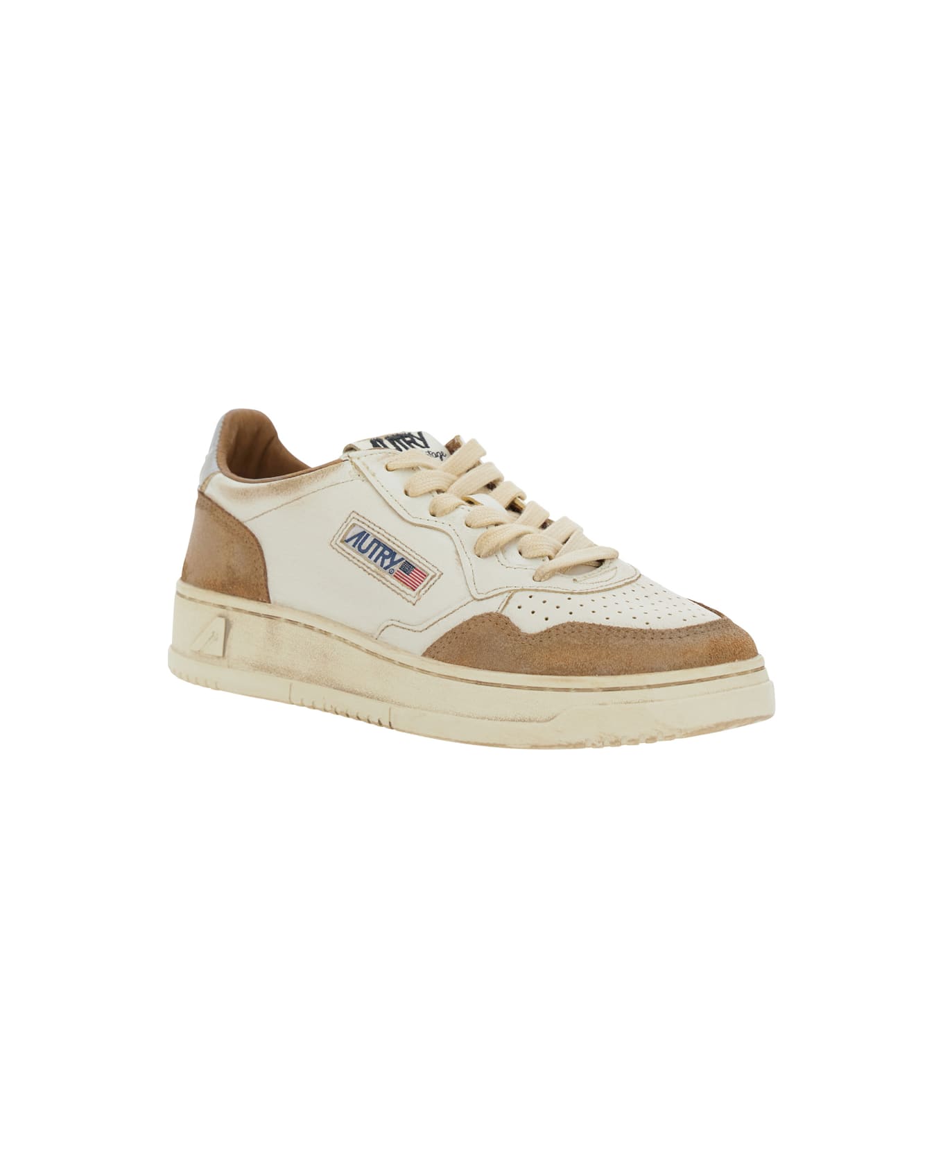 Autry 'super Vintage' Beige Low Top Sneakers With Logo Detail In Leather Woman - Beige