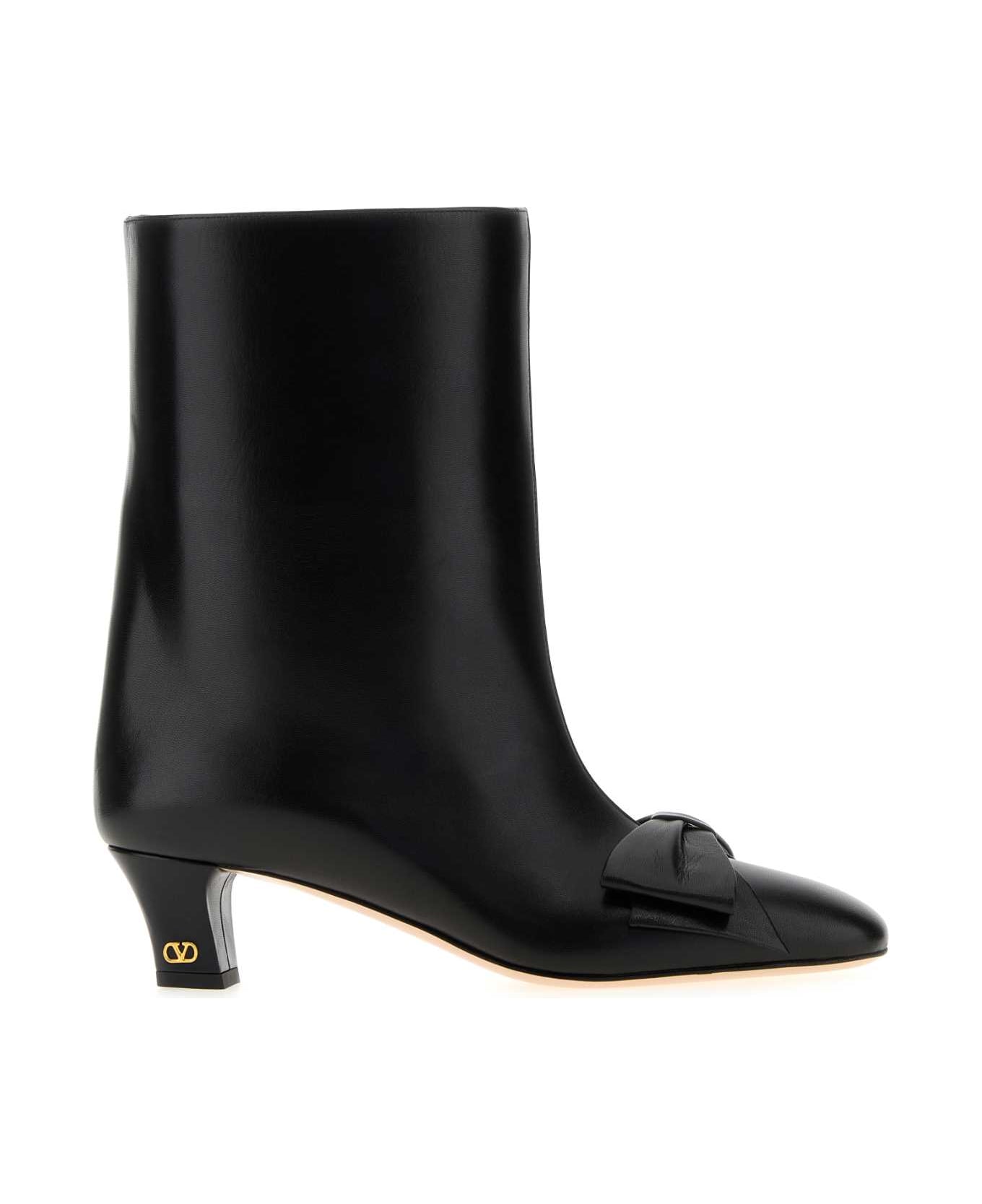 Valentino Garavani Black Leather Bowow Ankle Boots - NERO
