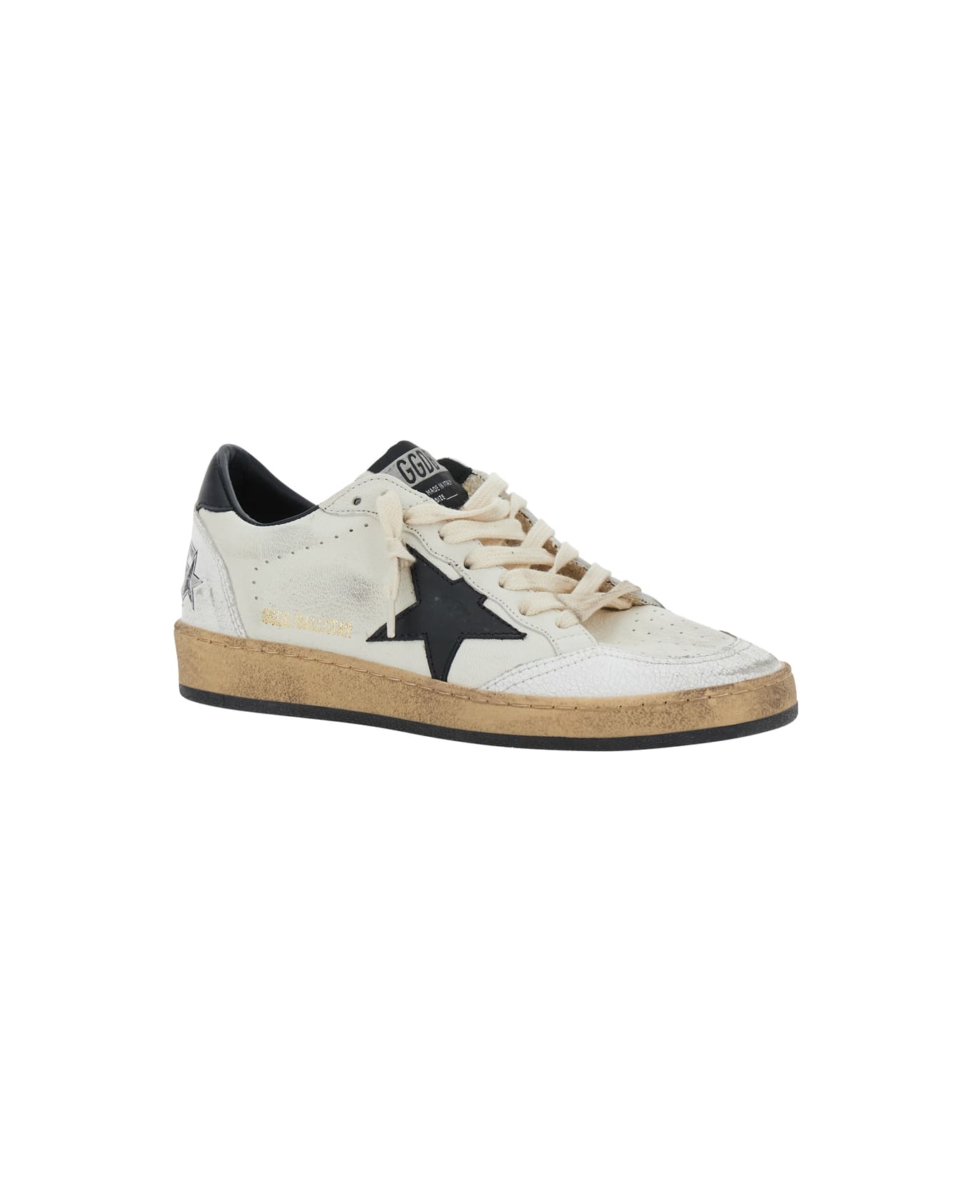 Golden Goose Ballstar
 Black And White Low Top Sneakers With Star Patch On The Side And Contrasting Heel With Writing In Leather Woman - White