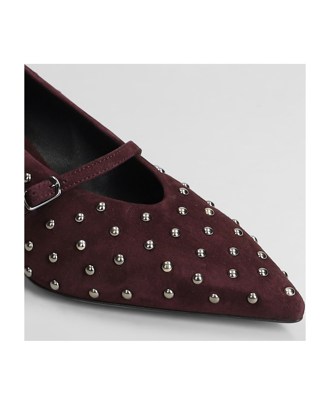 The Seller Pumps In Bordeaux Suede - bordeaux