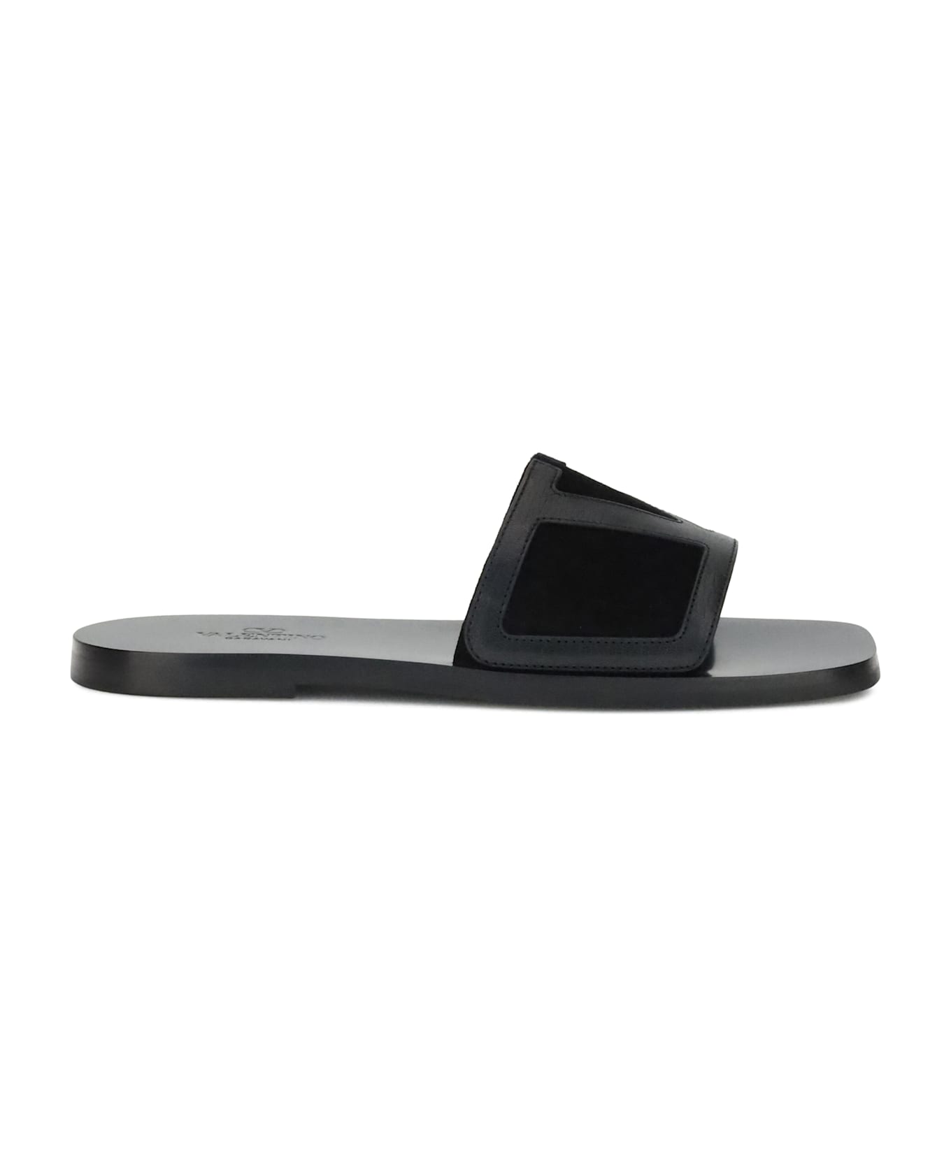 Valentino Garavani Viva Superstar Sandals