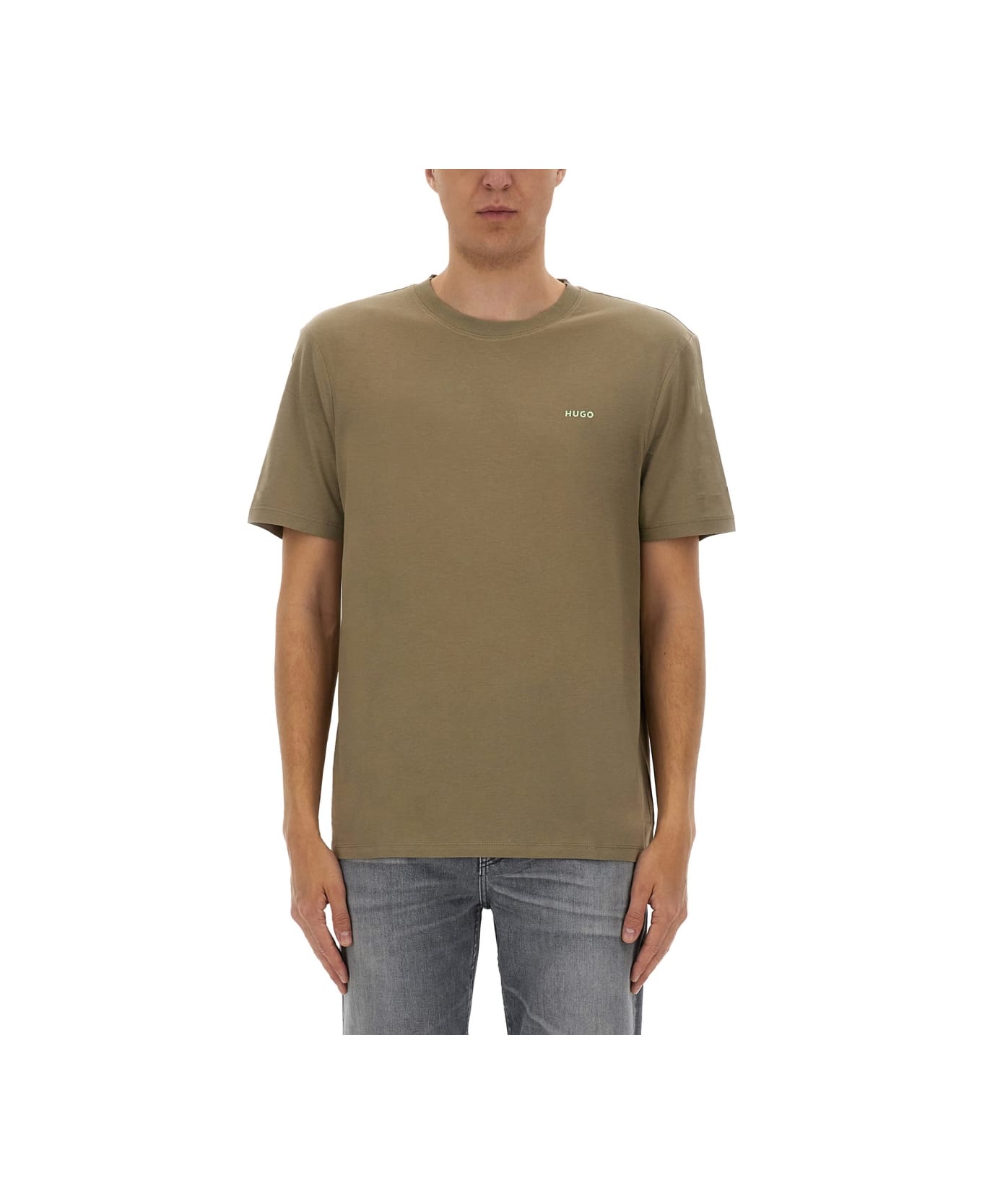Hugo Boss T-shirt With Logo - BROWN