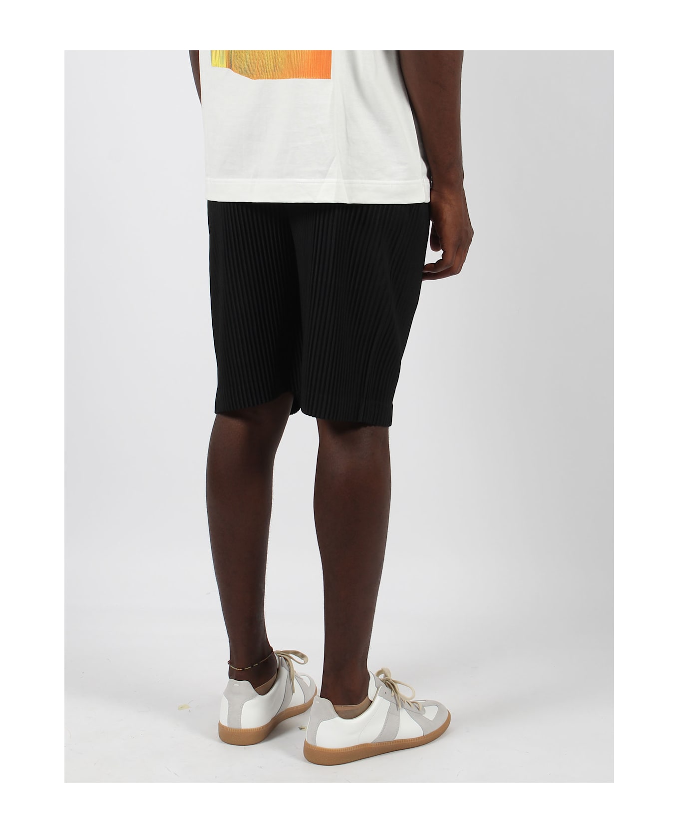 Homme Plissé Issey Miyake August Shorts - Black