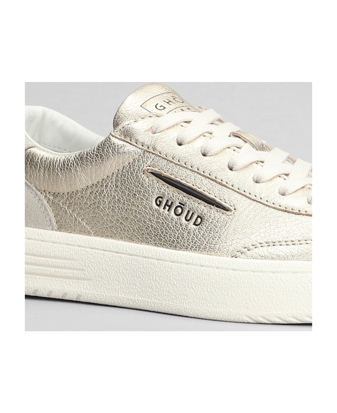 GHOUD Lindo Low Sneakers In Gold Leather - gold