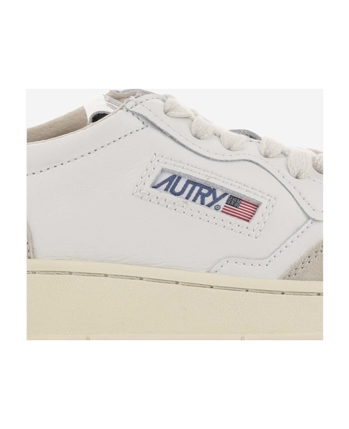 Autry Medalist Low Sneakers - Red