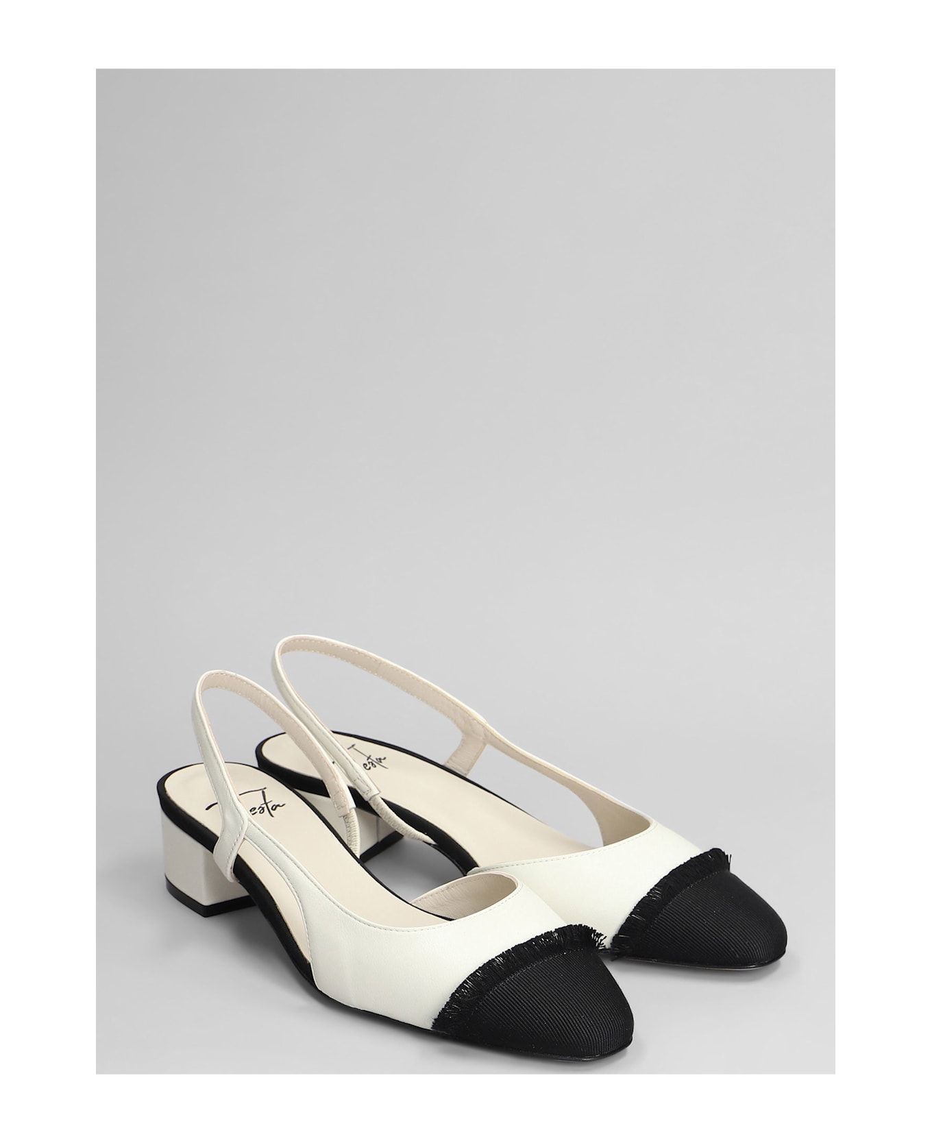 Roberto Festa Acanto Pumps In Beige Leather - beige