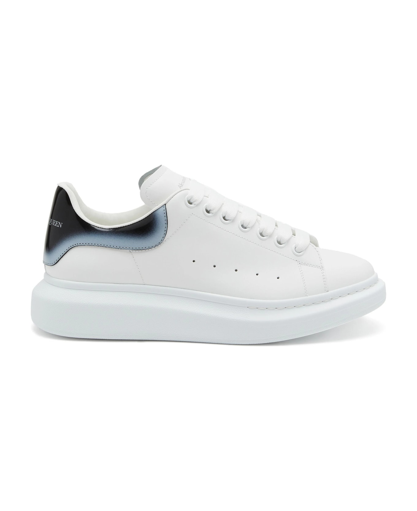 Alexander McQueen Oversized Sneakers In White And Black - White