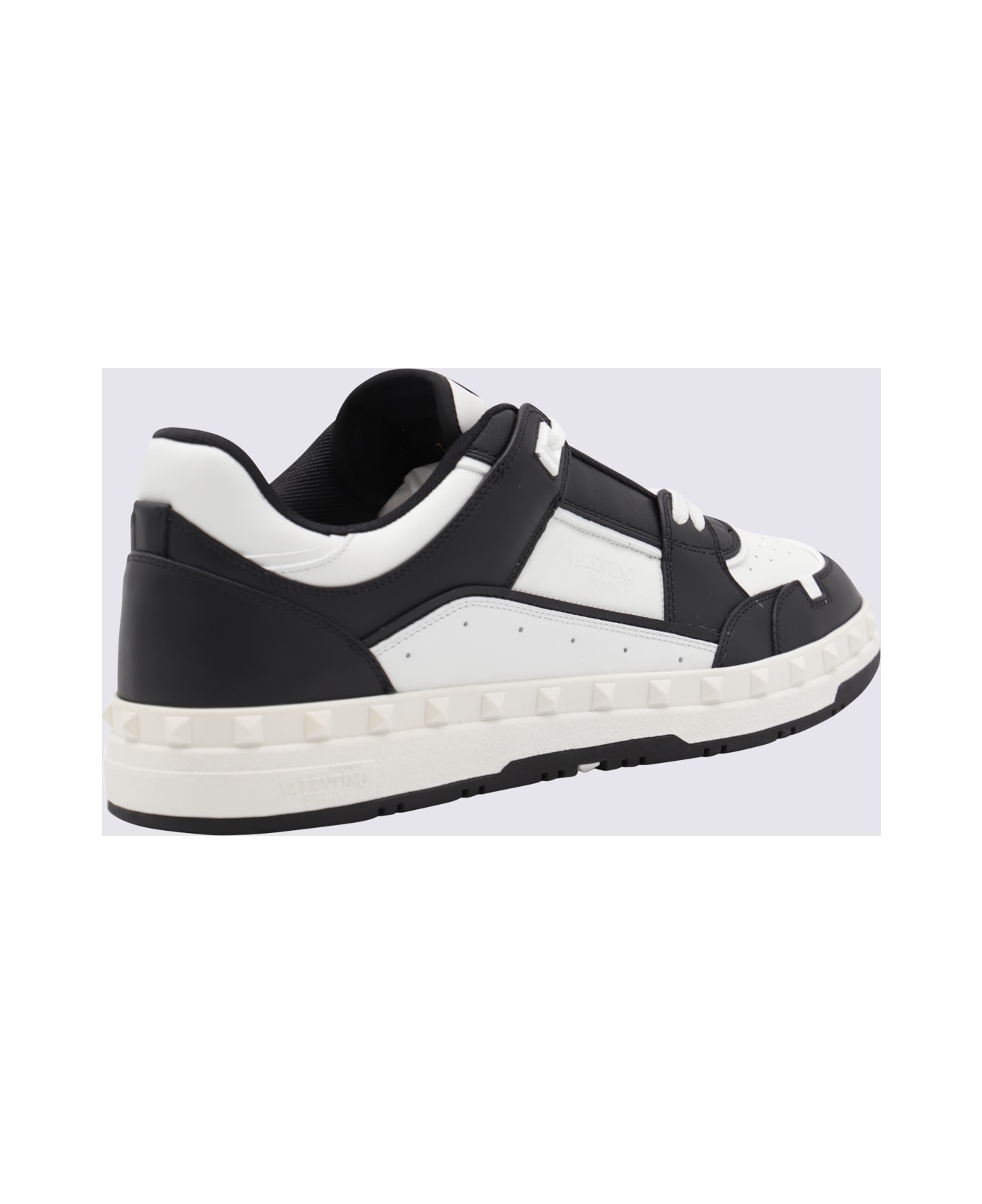 Valentino Garavani Black And White Leather Sneakers - NEROBIANCOBIANCONEROBIANCONEROBN