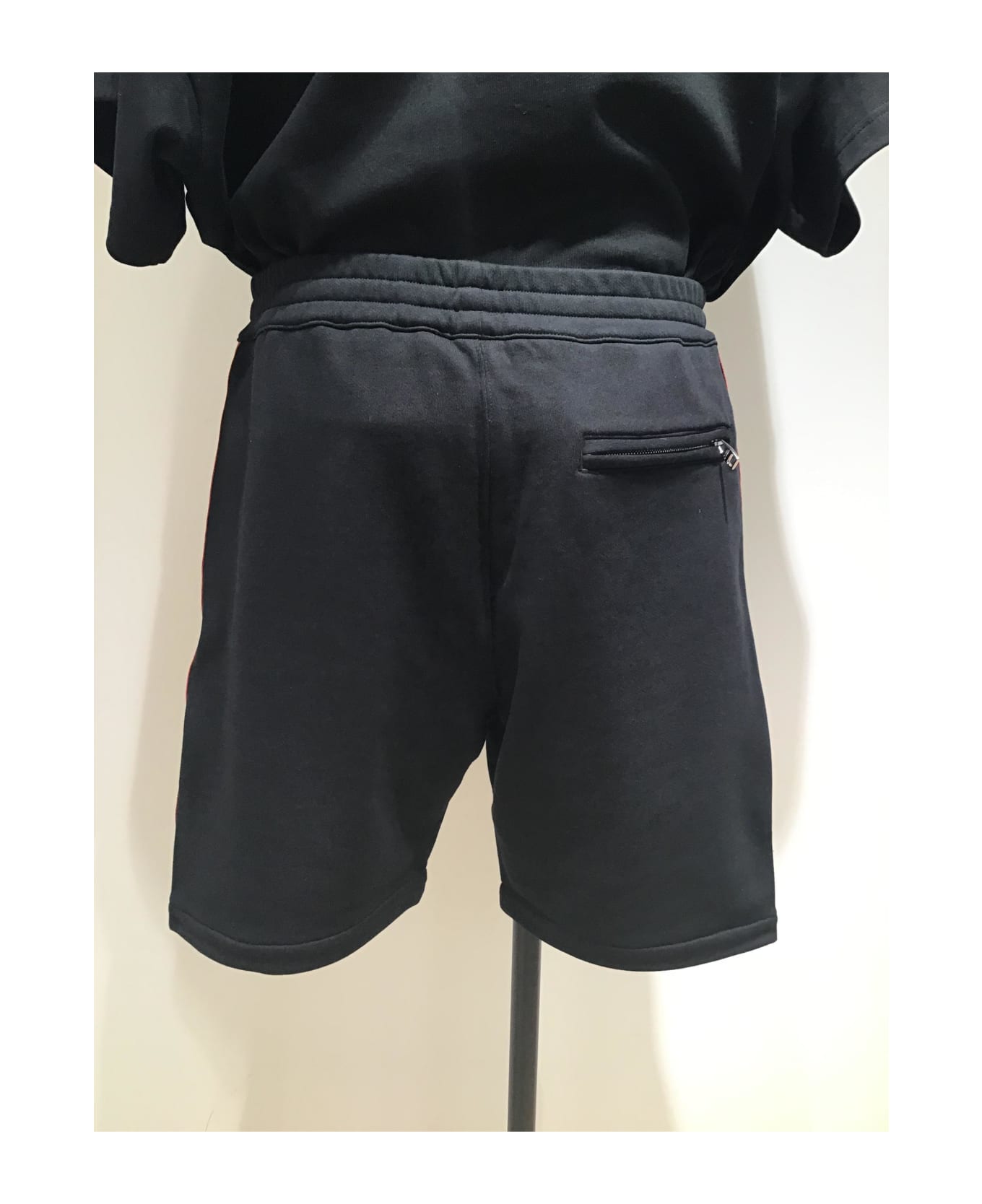 Alexander McQueen Logoed Side Bands Shorts - black ショートパンツ