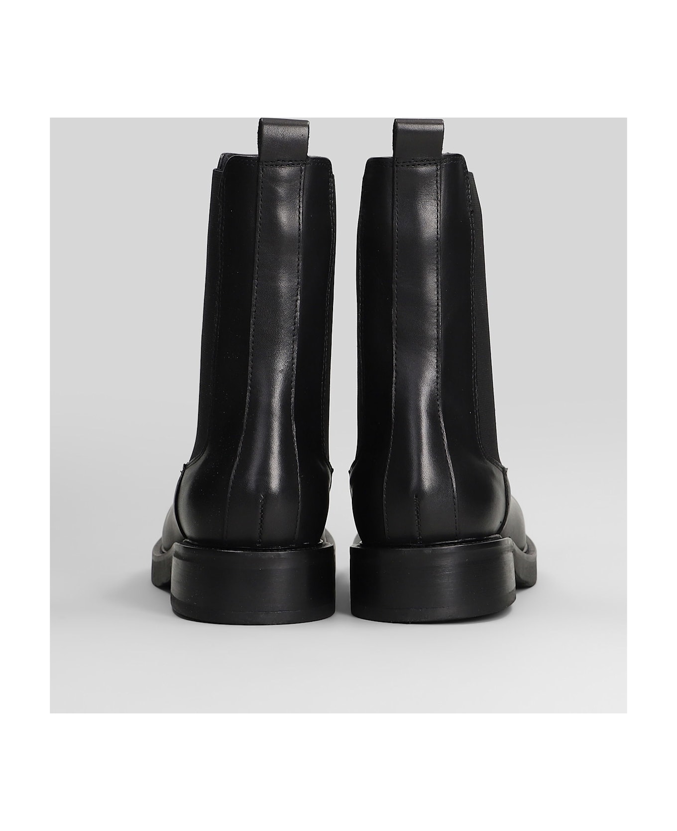 Julie Dee Low Heels Ankle Boots In Black Leather - black