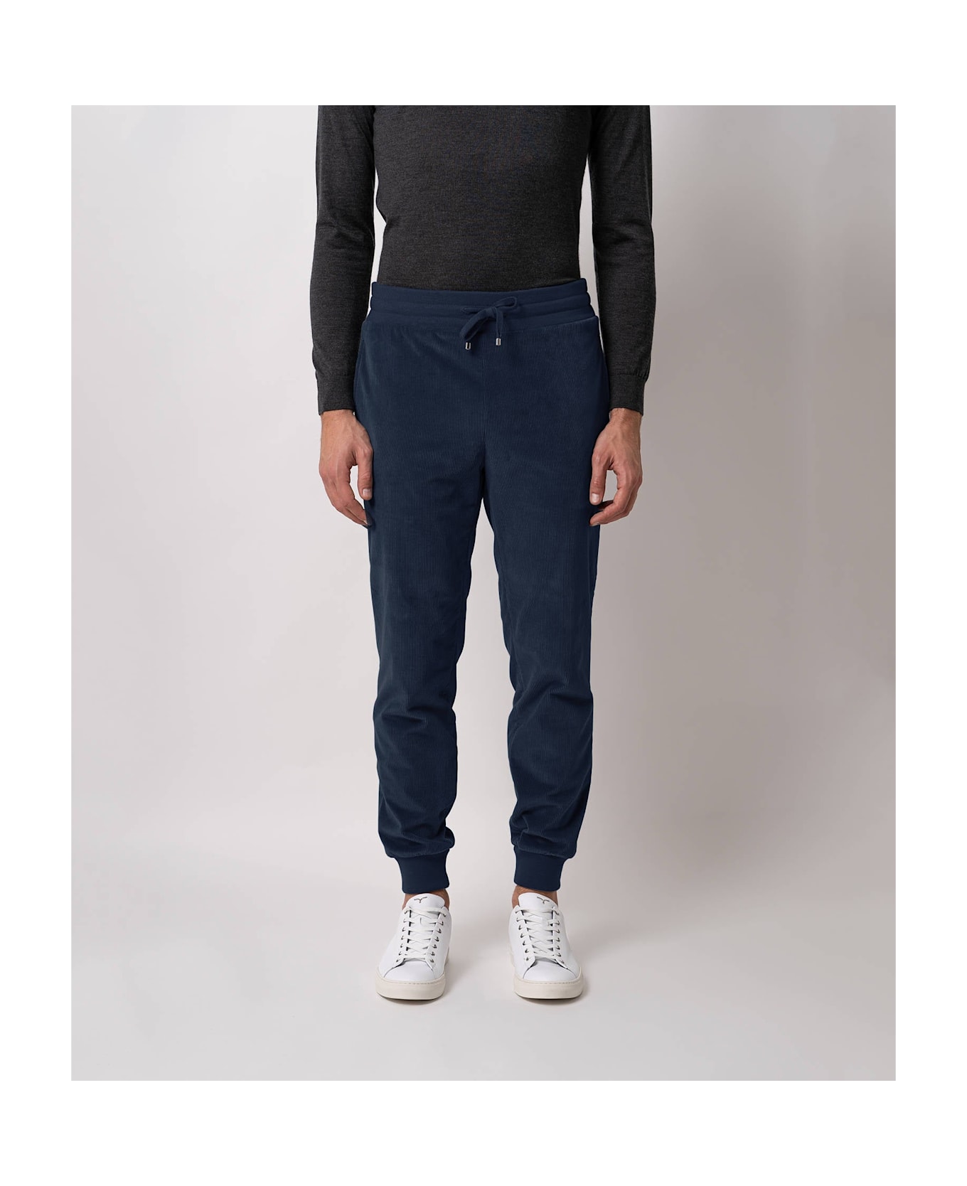 Larusmiani Tracksuit Trousers 
babe
 Pants - MidnightBlue