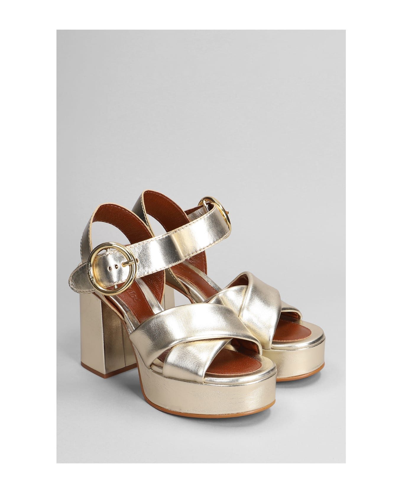 See by Chloé Lyna Sandals In Platinum Leather - Grey サンダル