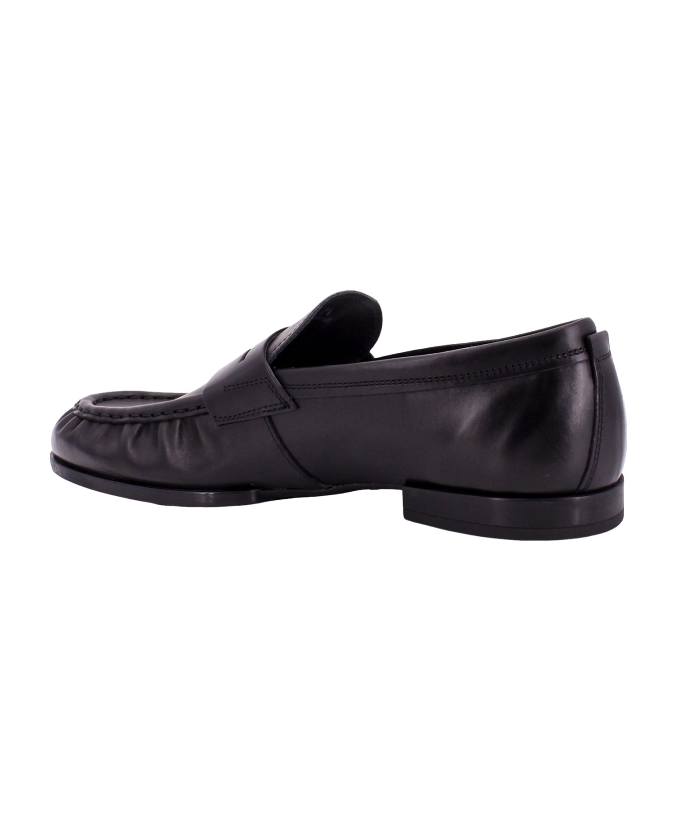 Tod's Soft Leather Loafer - Black ローファー＆デッキシューズ