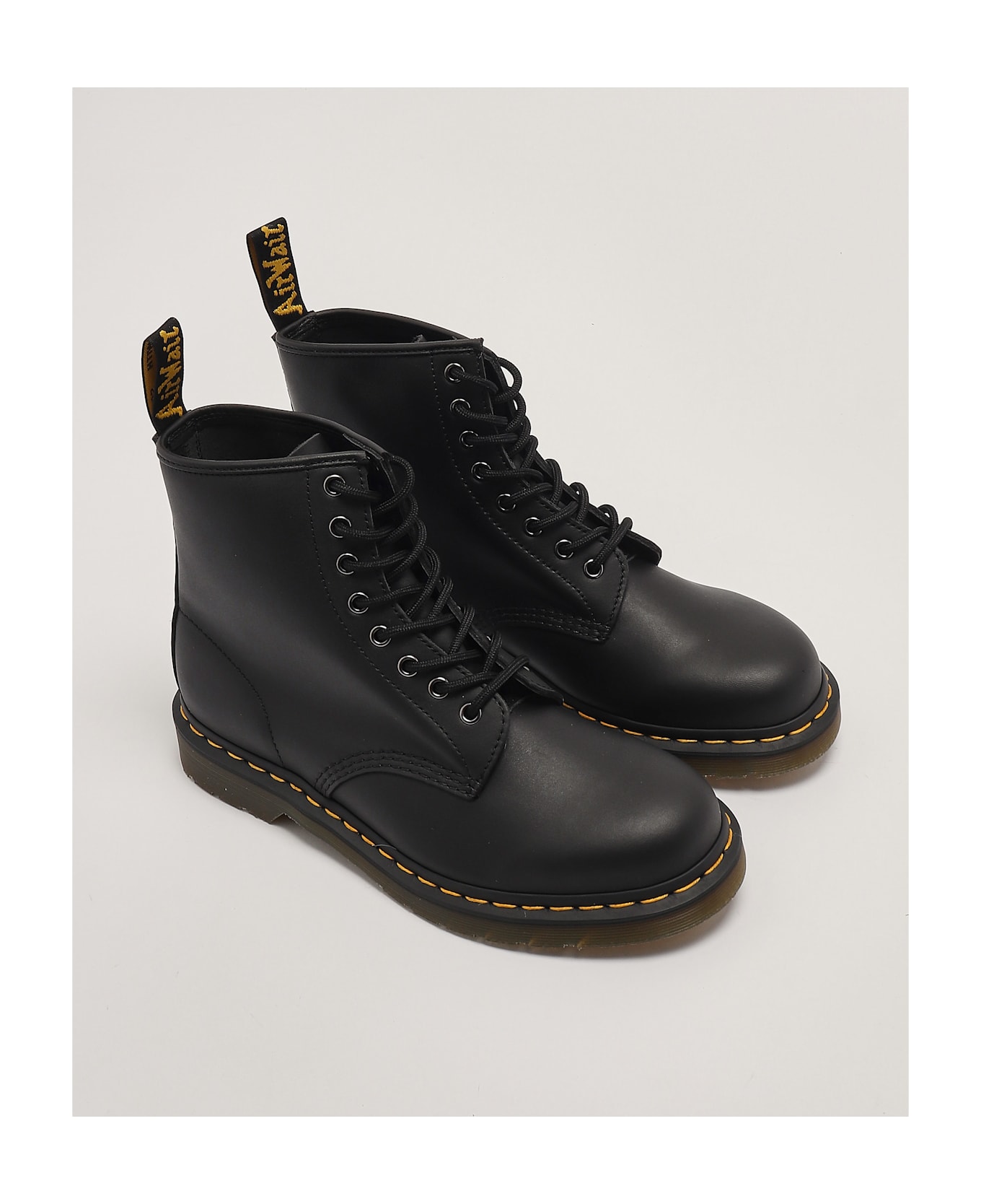 Dr. Martens Stivali Stringati In Nappa Boots - NERO