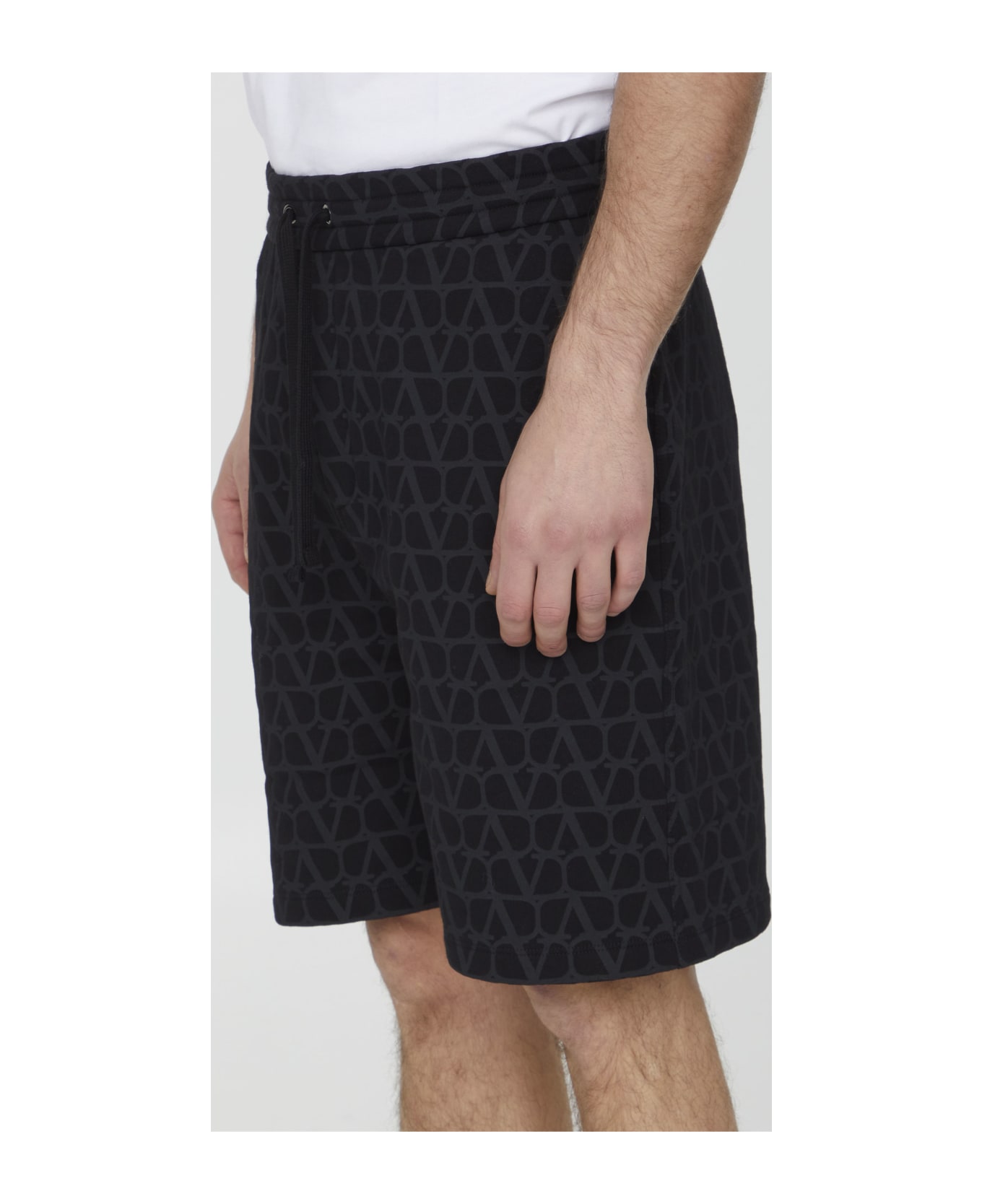 Valentino Toile Iconographe Cotton Bermuda Shorts - Black
