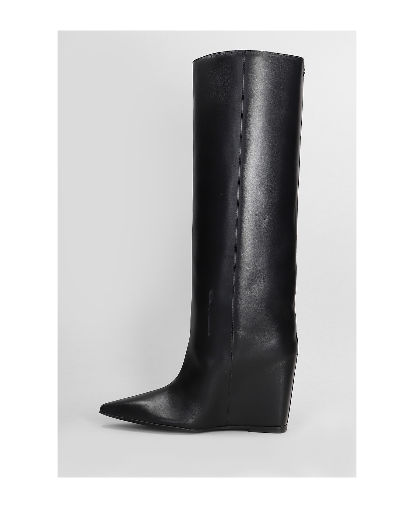 Courrèges Astro Boots Low Heels Boots In Black Leather - black