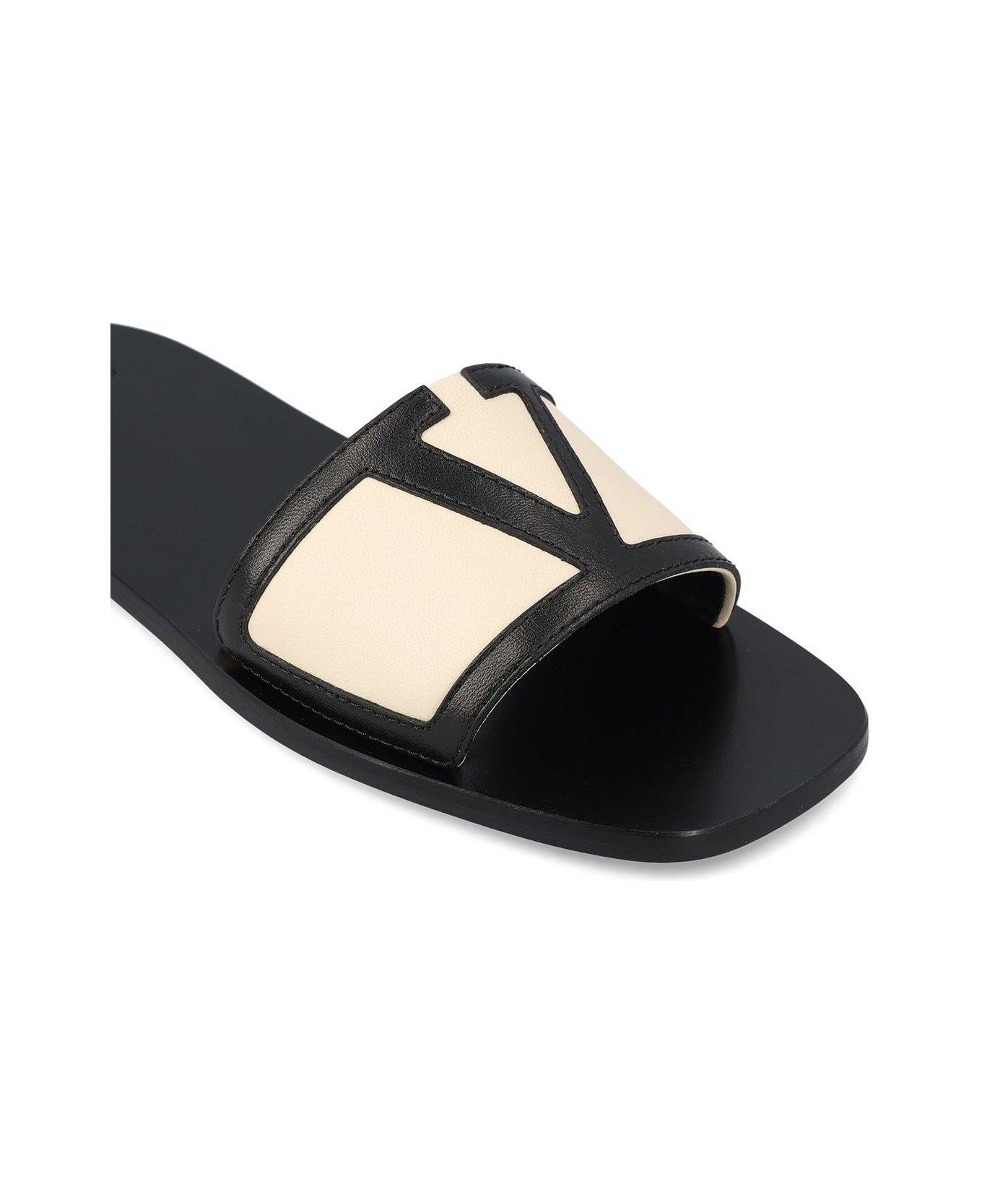 Valentino Garavani Viva Superstar Square Toe Slides - Nero